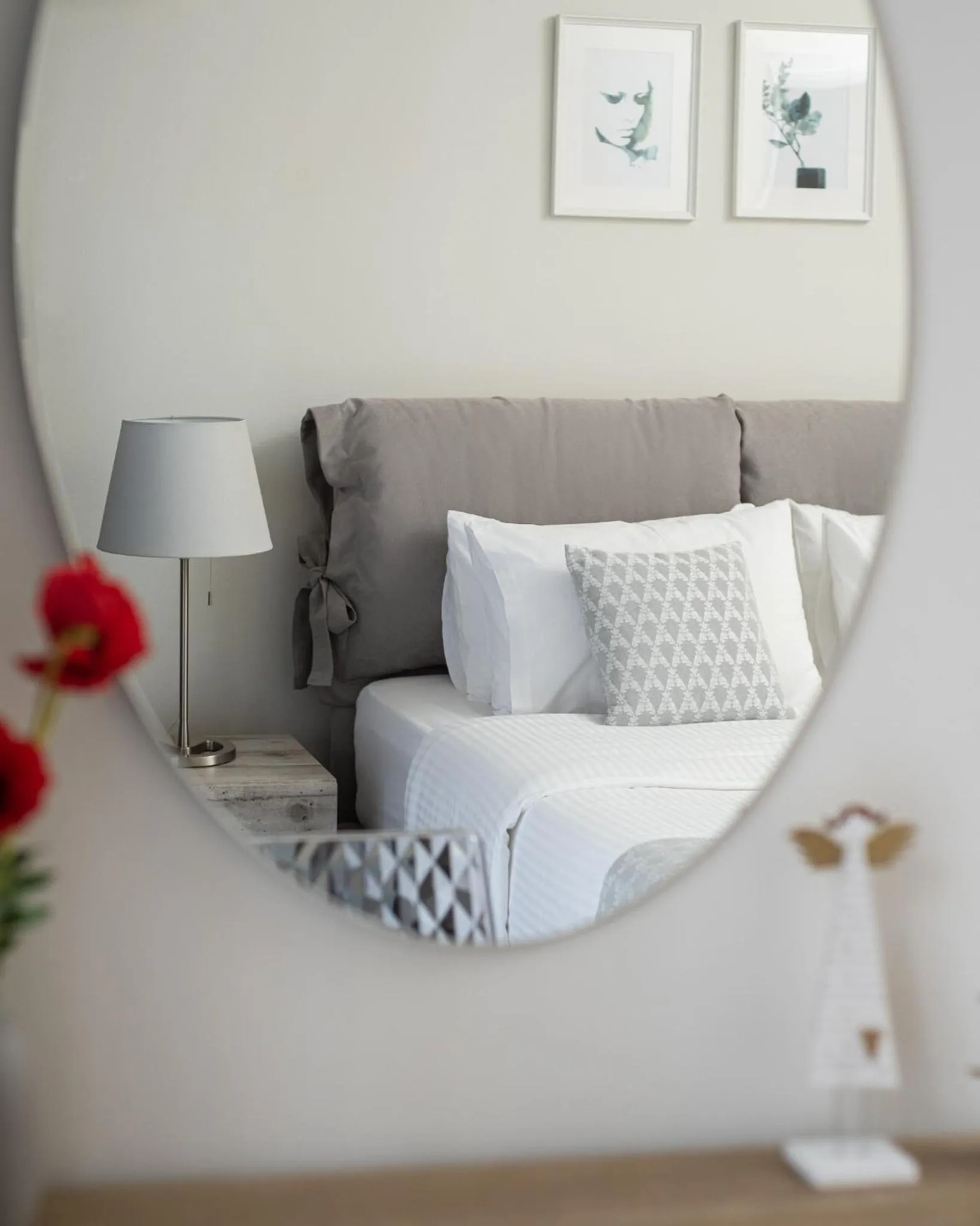 Decorative detail, Bed in Syntagma Spotlight Residence