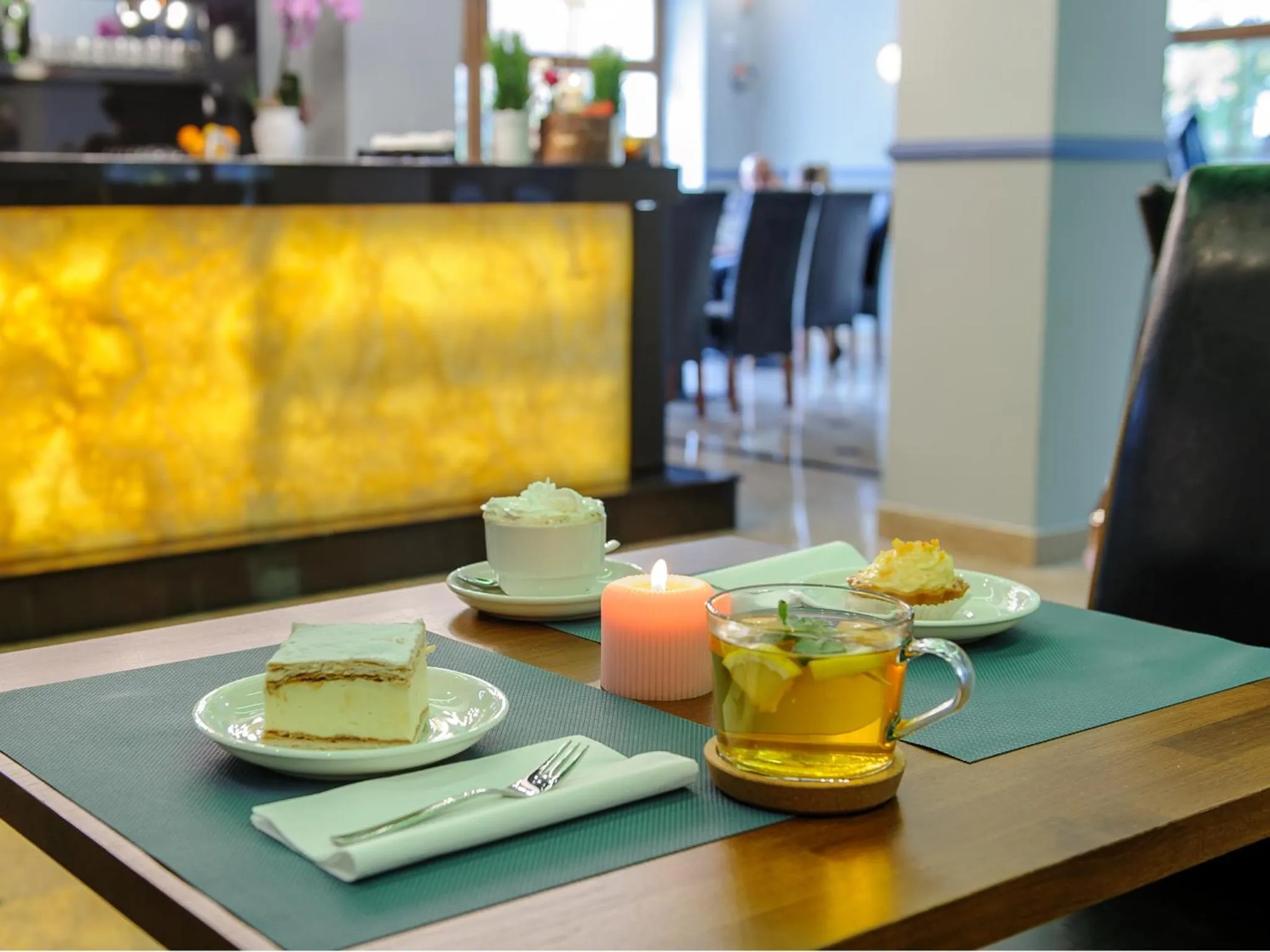 Restaurant/places to eat in Akacja Medical Resort