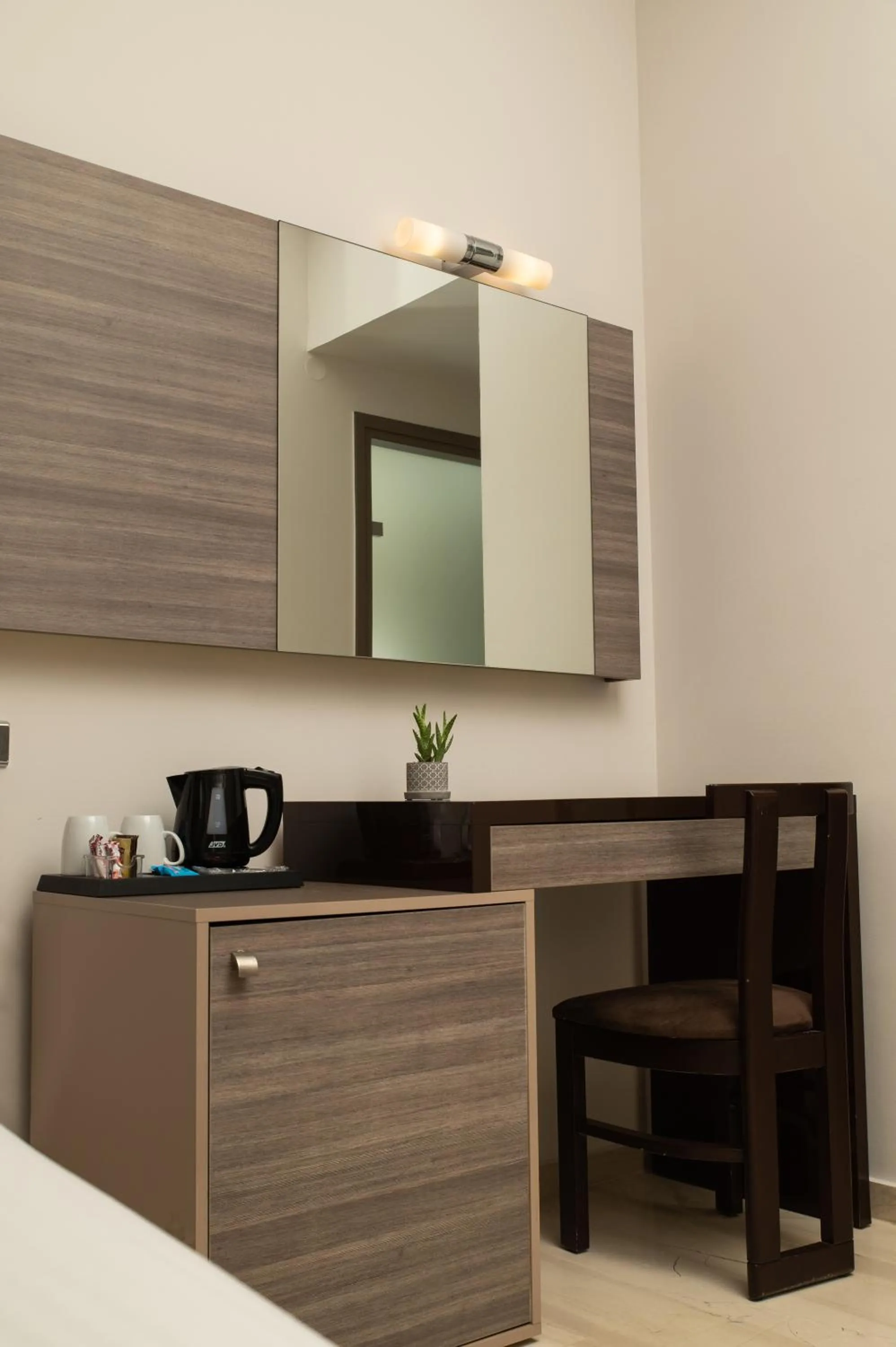 Coffee/tea facilities in Royal Sun