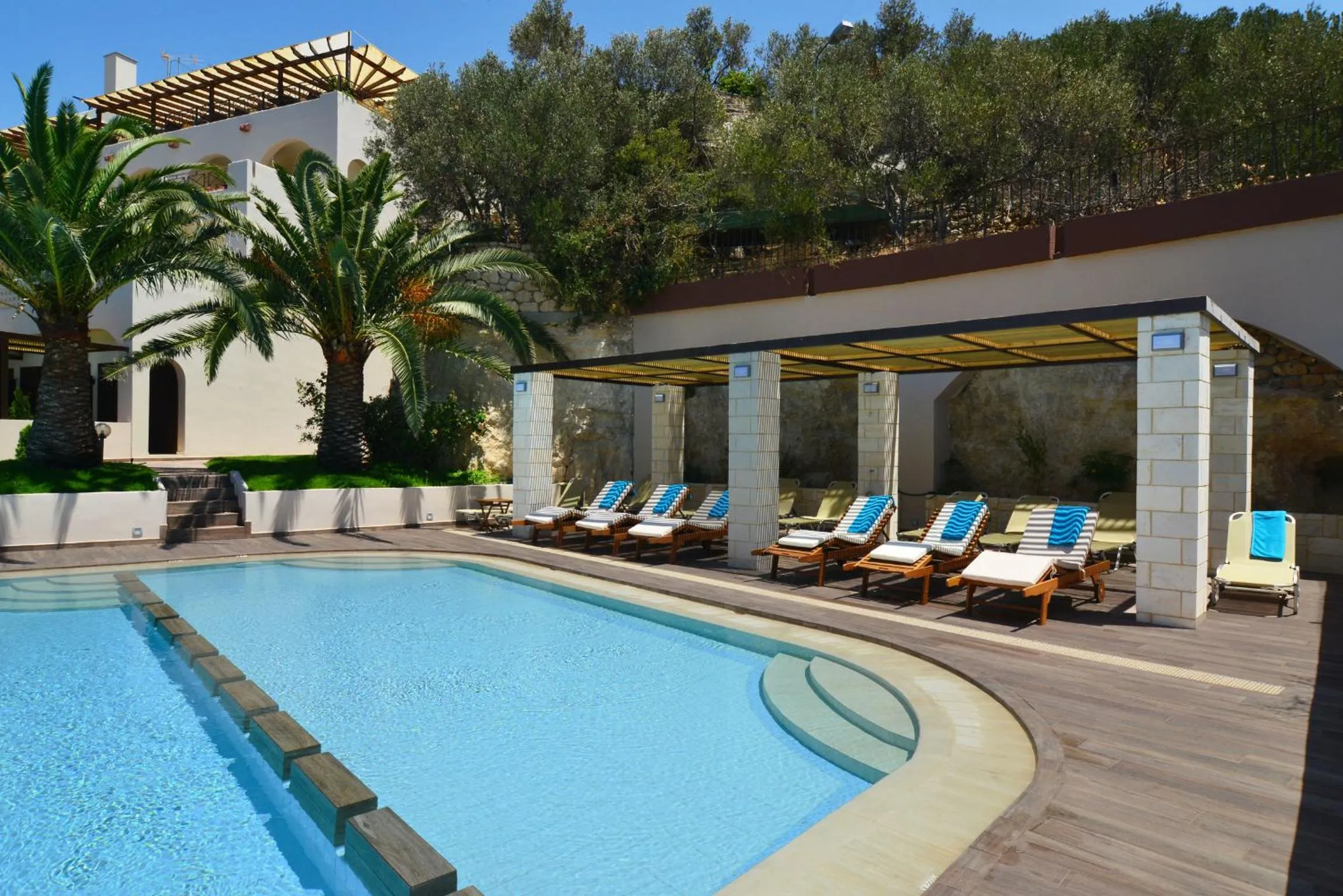 Swimming pool in Royal Sun