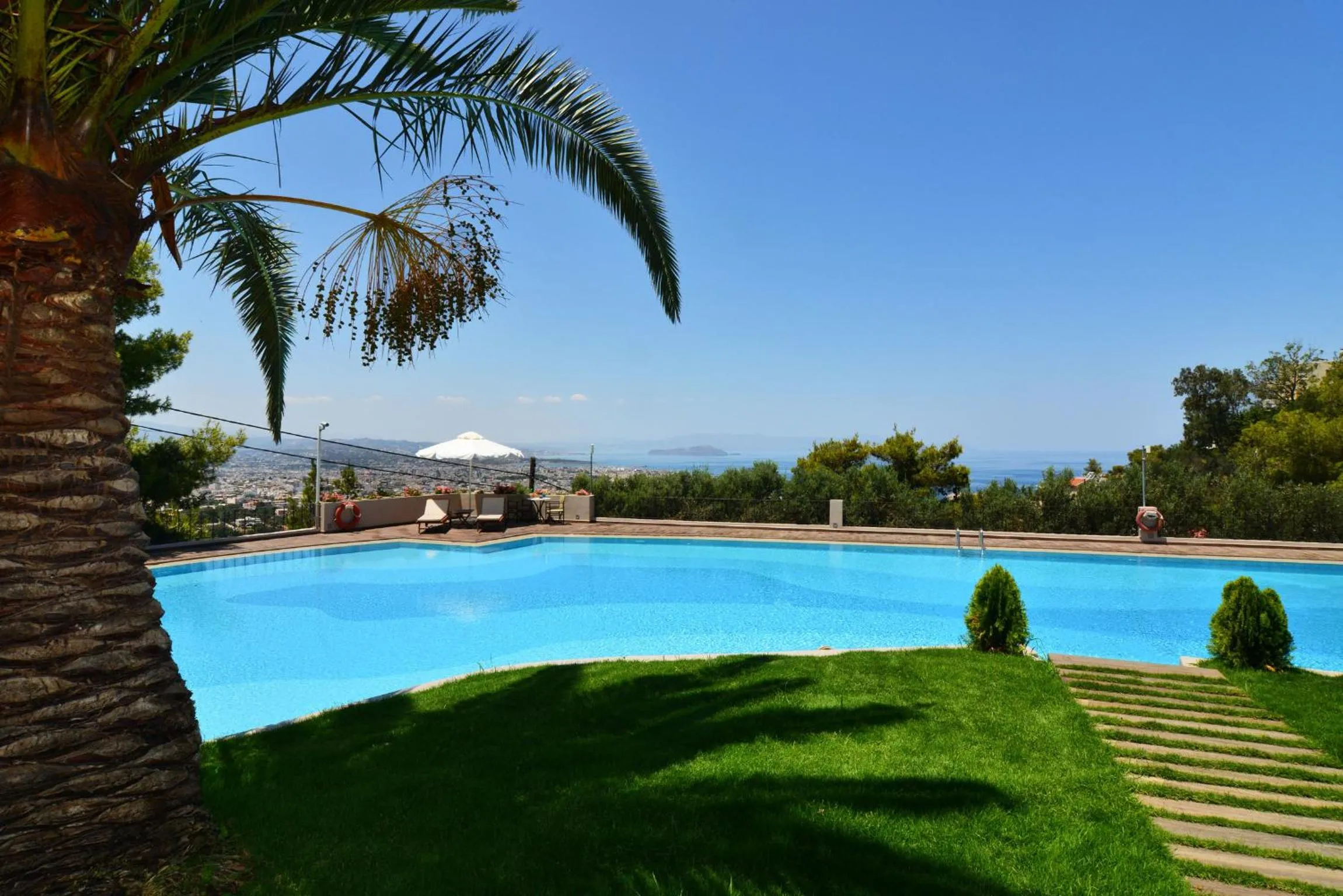 Swimming pool in Royal Sun