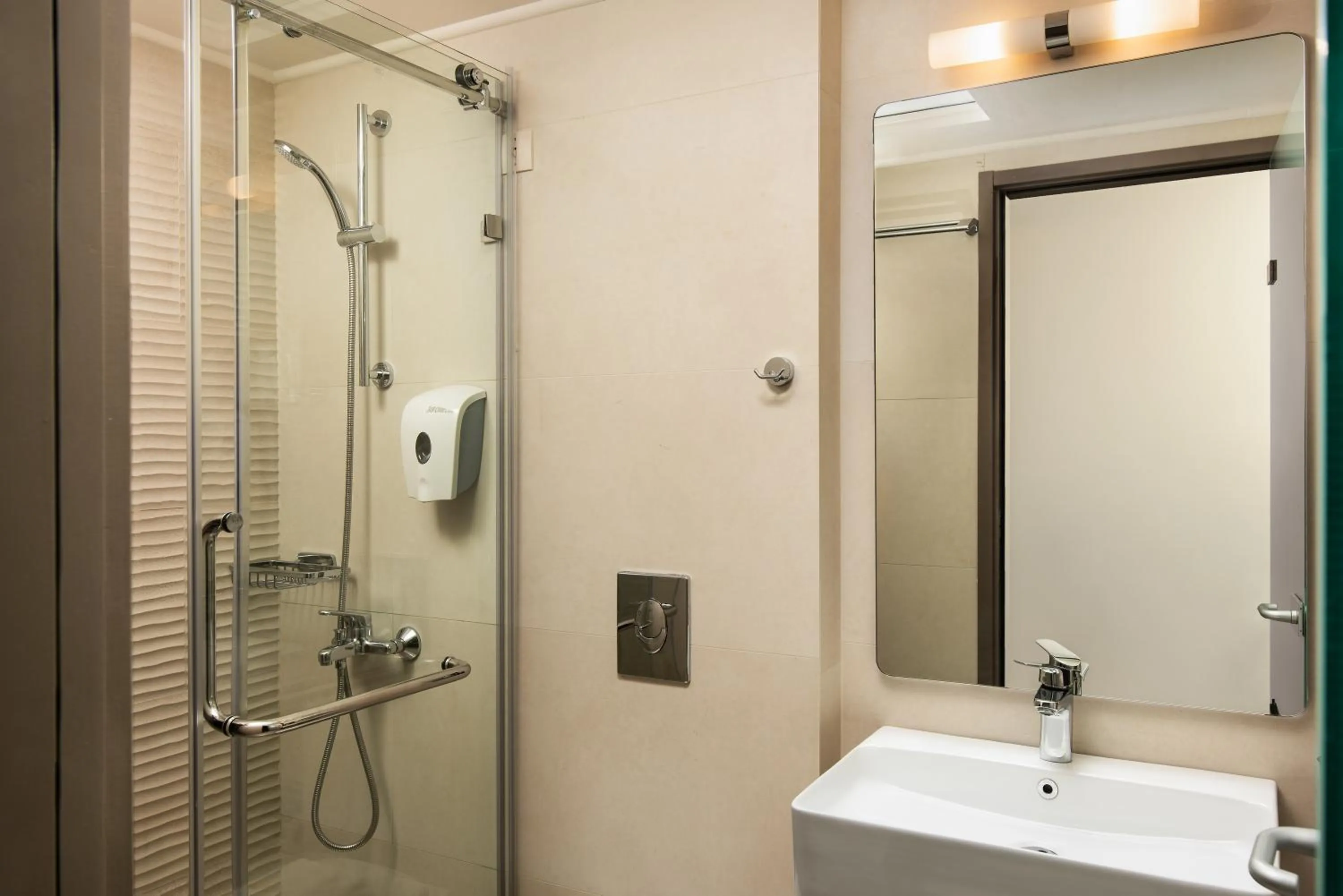 Bathroom in Royal Sun