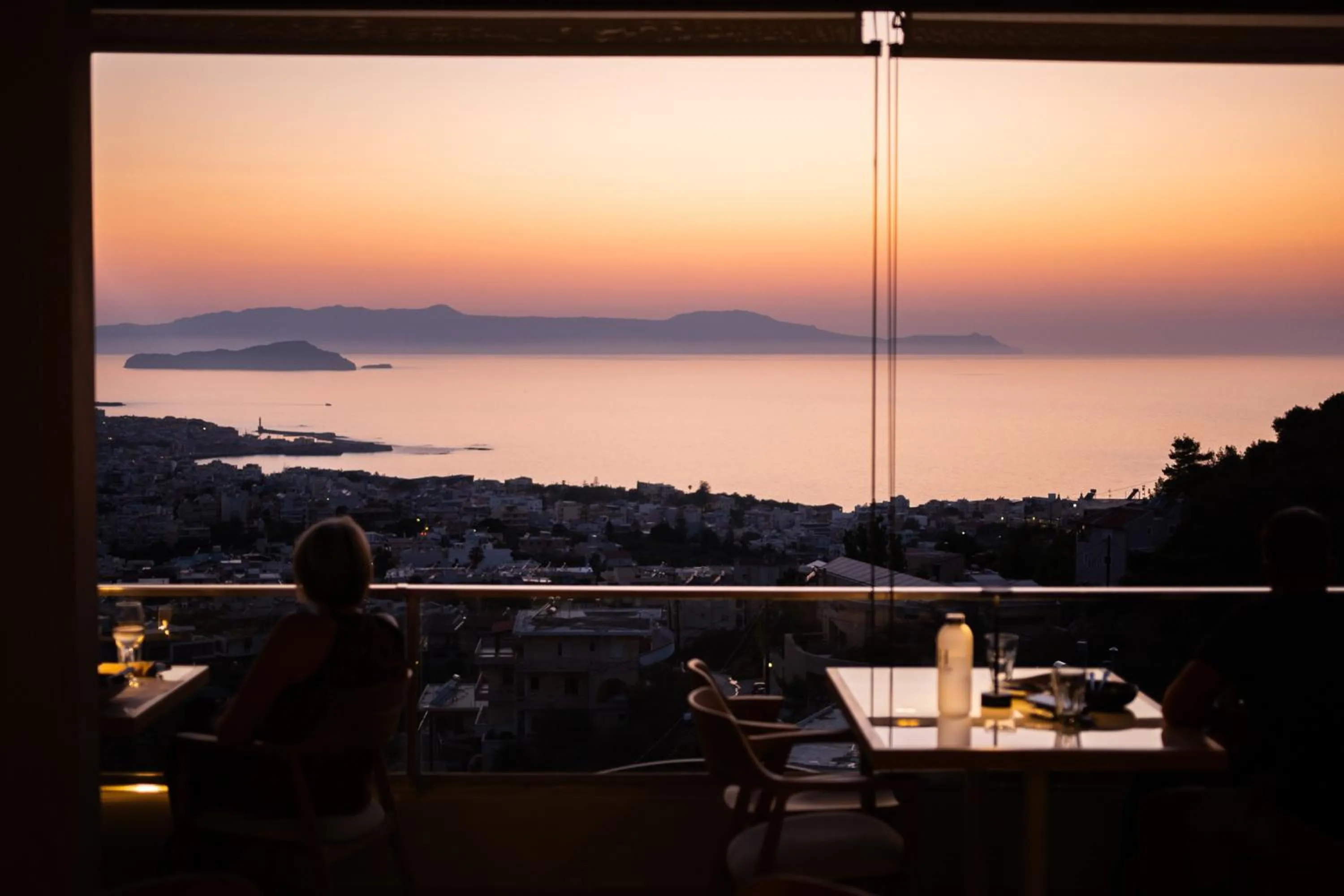 Restaurant/places to eat in Royal Sun