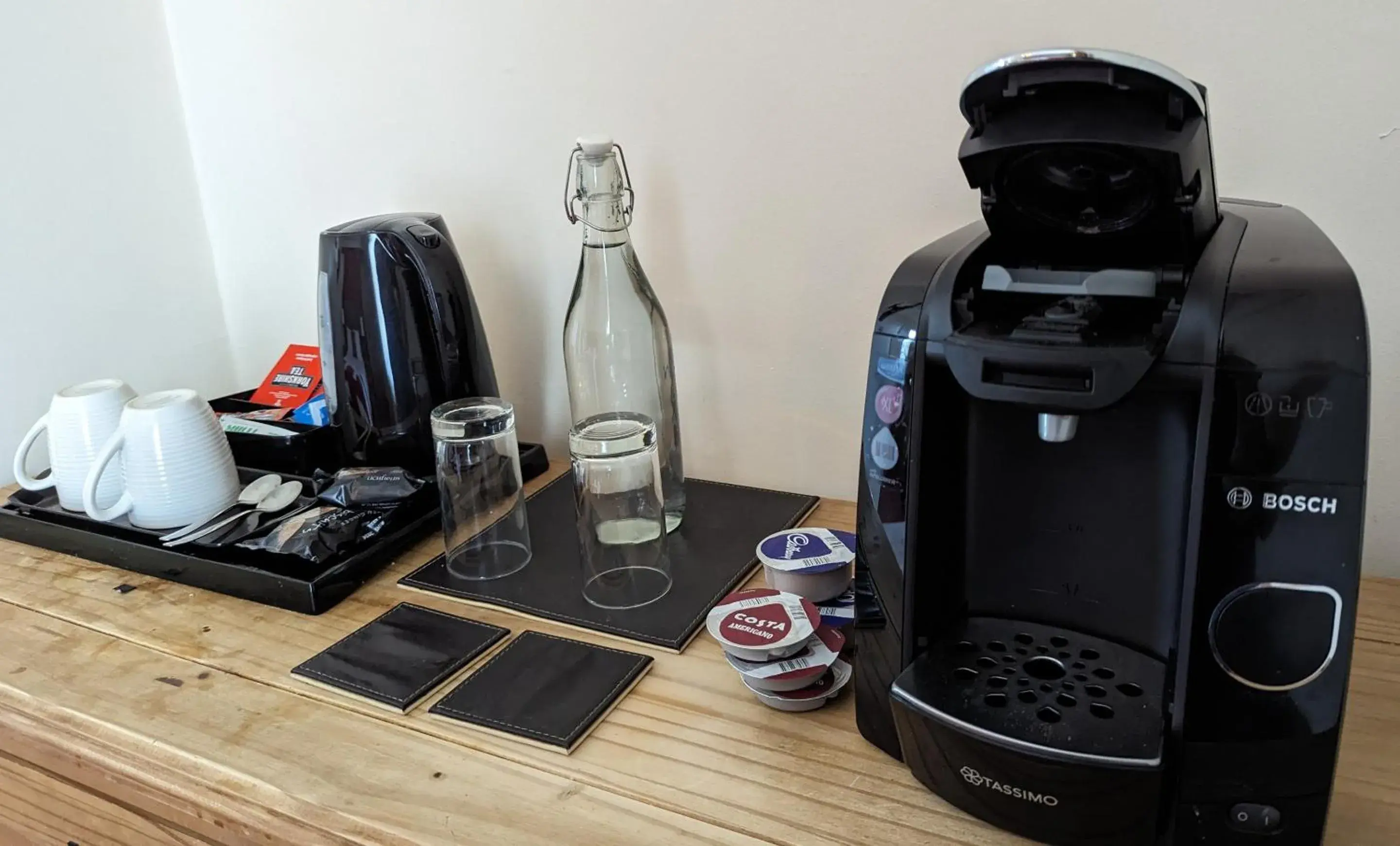 Standard Single Room with Shower - single occupancy in The King's Arms Standard Single Room with Shower - single occupancy in The King's Arms