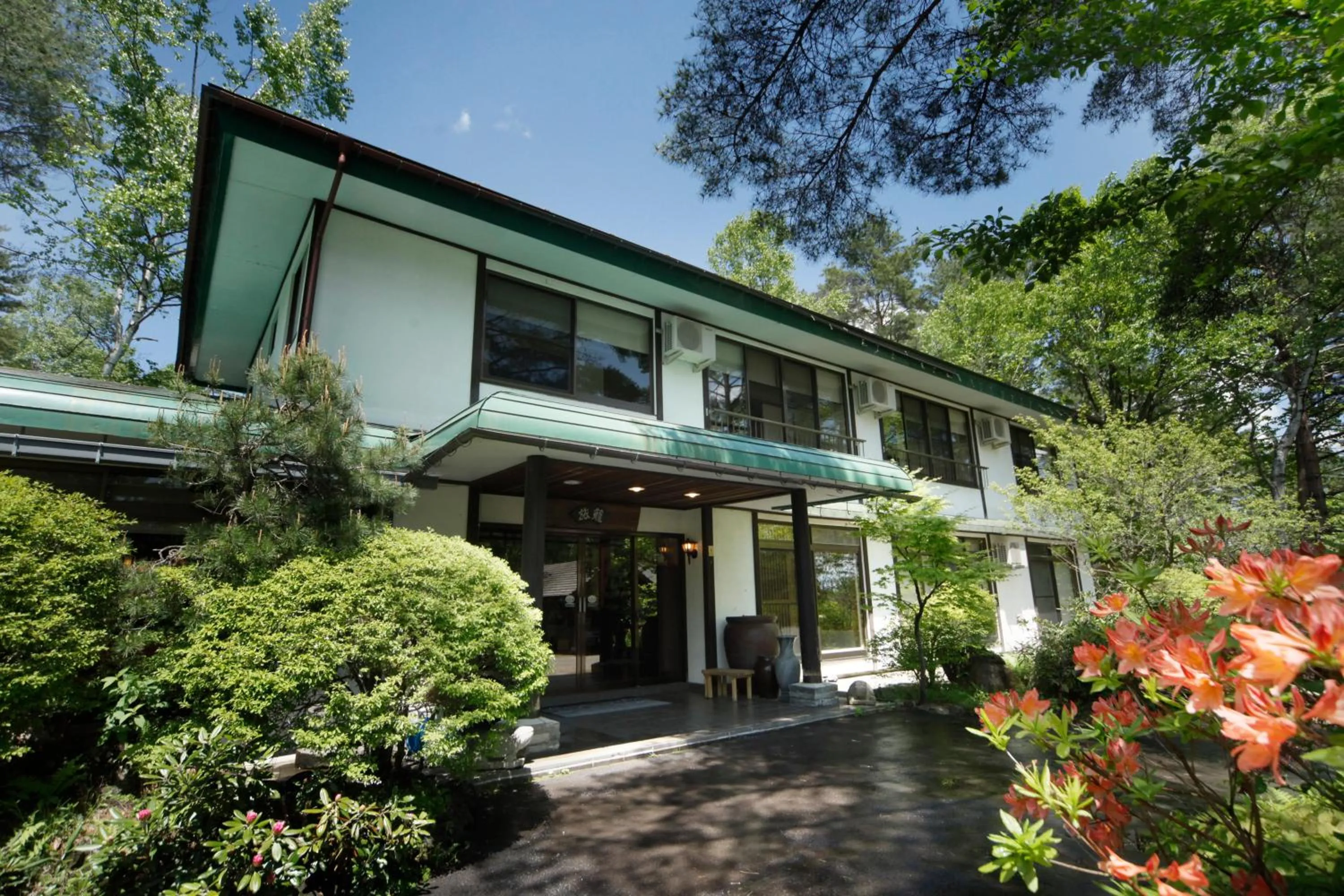 Property building in ELE Hotel Onsen Ryokufutei