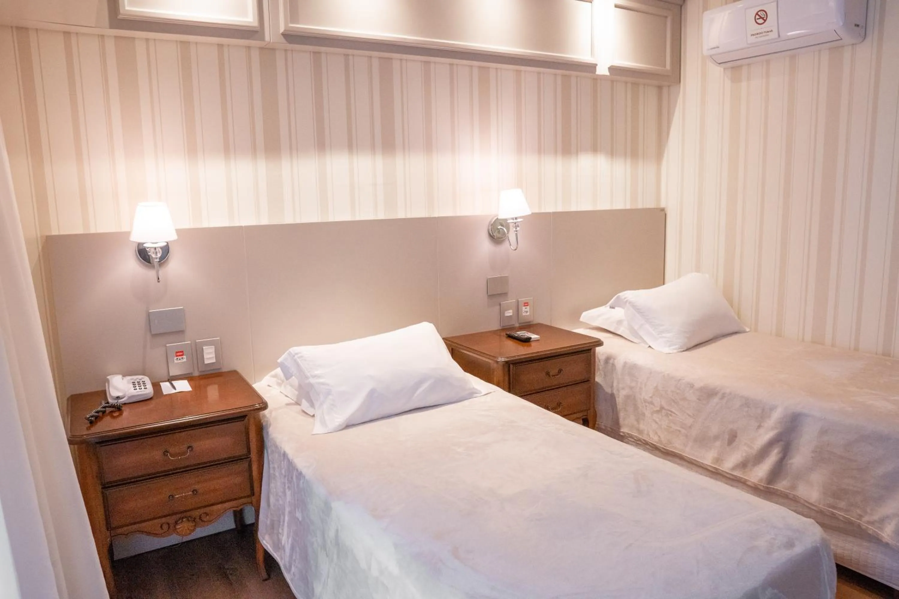 Bed in Daara Transamerica Collection Gramado