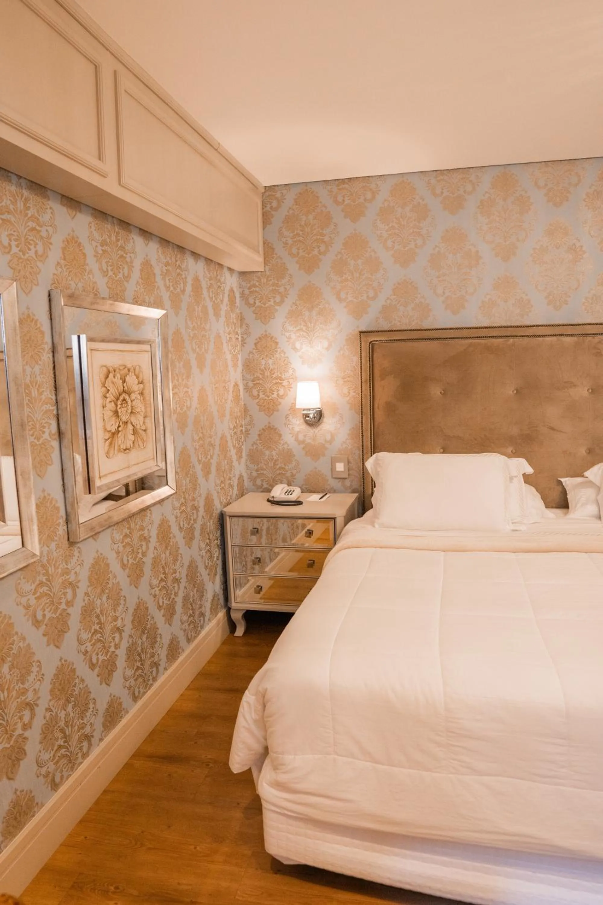 Bed in Daara Transamerica Collection Gramado