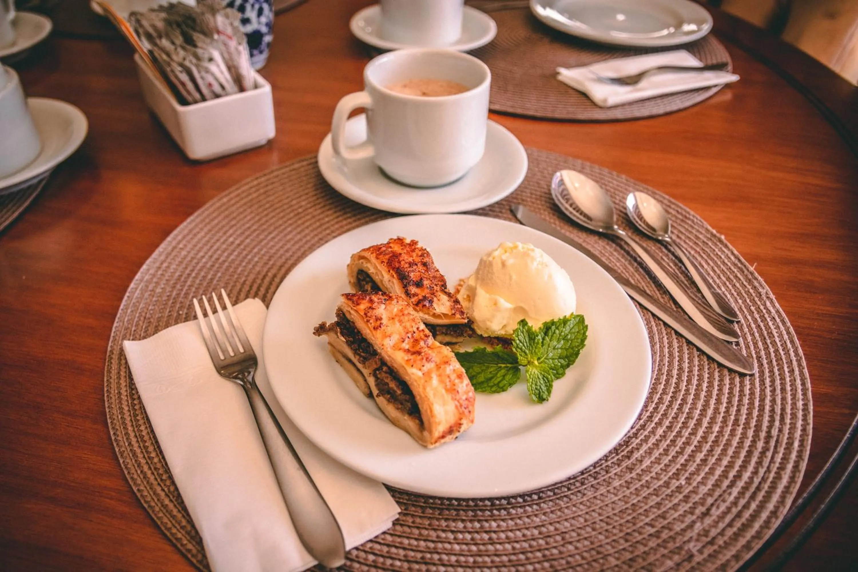 Buffet breakfast in Daara Transamerica Collection Gramado