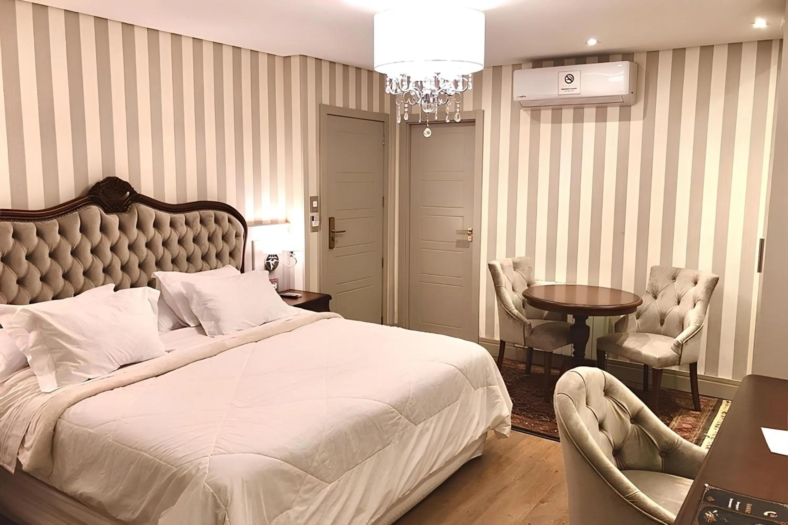 Bed in Daara Transamerica Collection Gramado