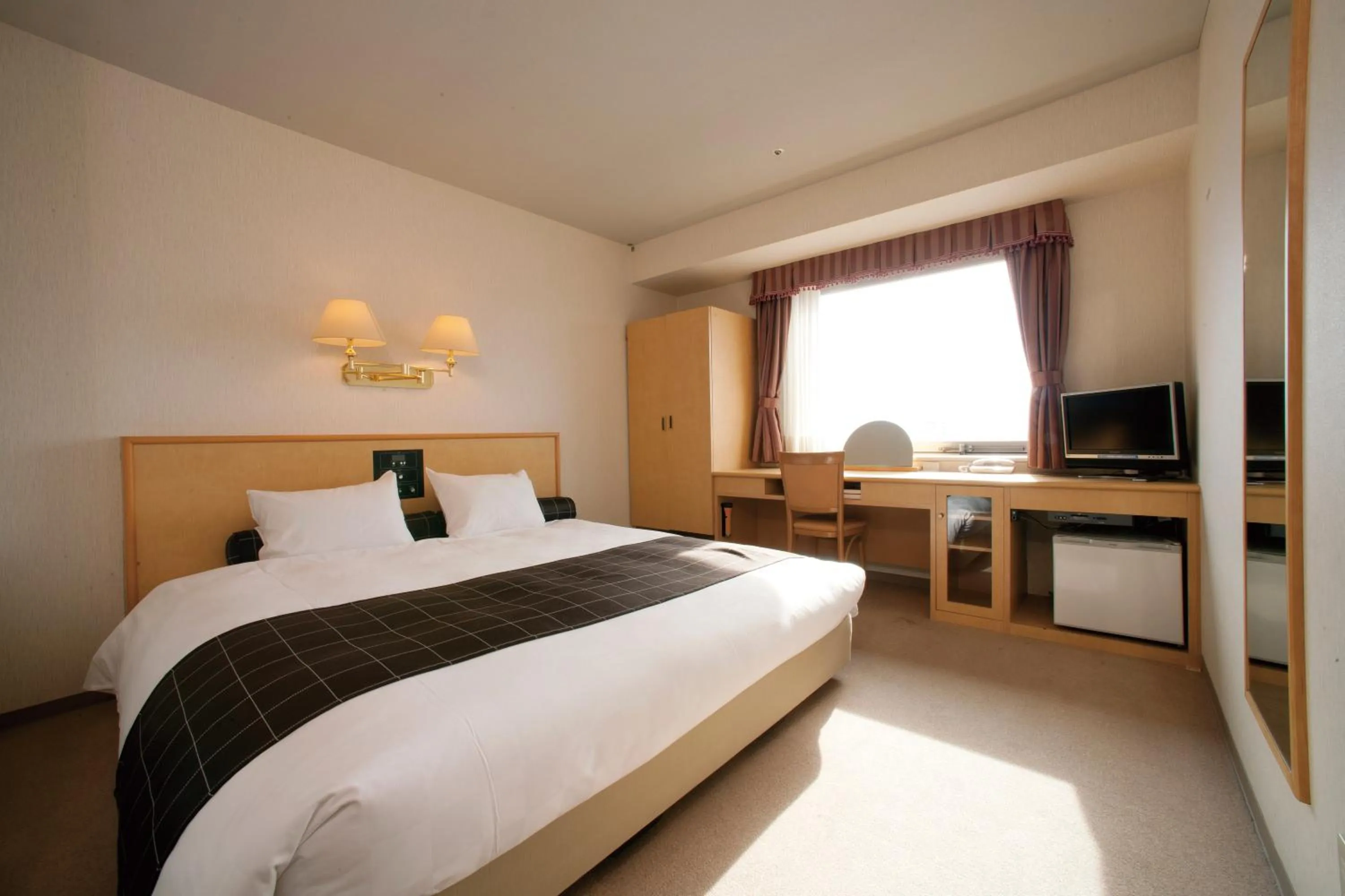 Photo of the whole room, Bed in Yamagata Kokusai Hotel