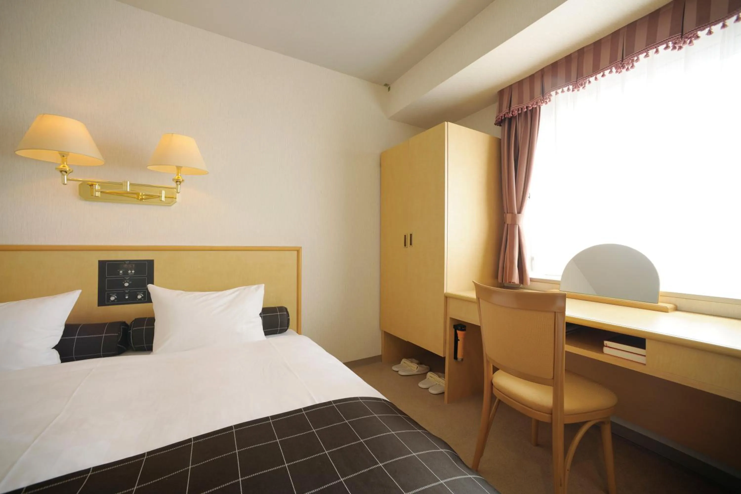 Photo of the whole room, Bed in Yamagata Kokusai Hotel