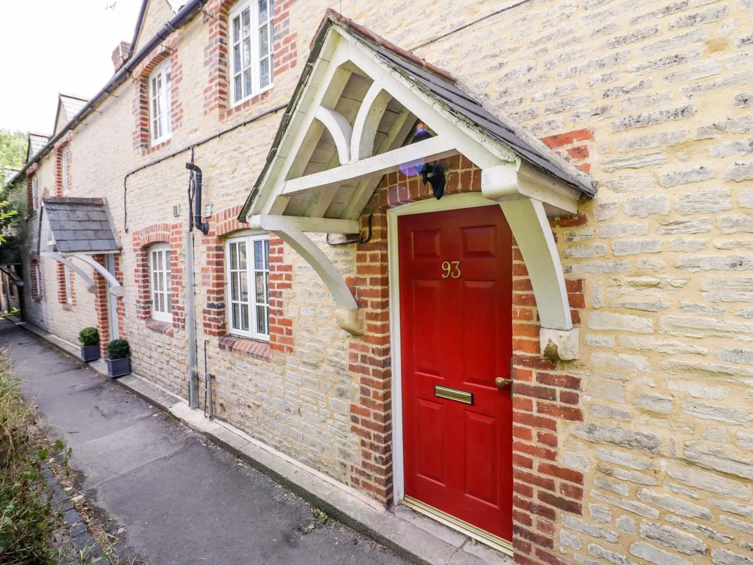 Blenheim Edge, The Causeway