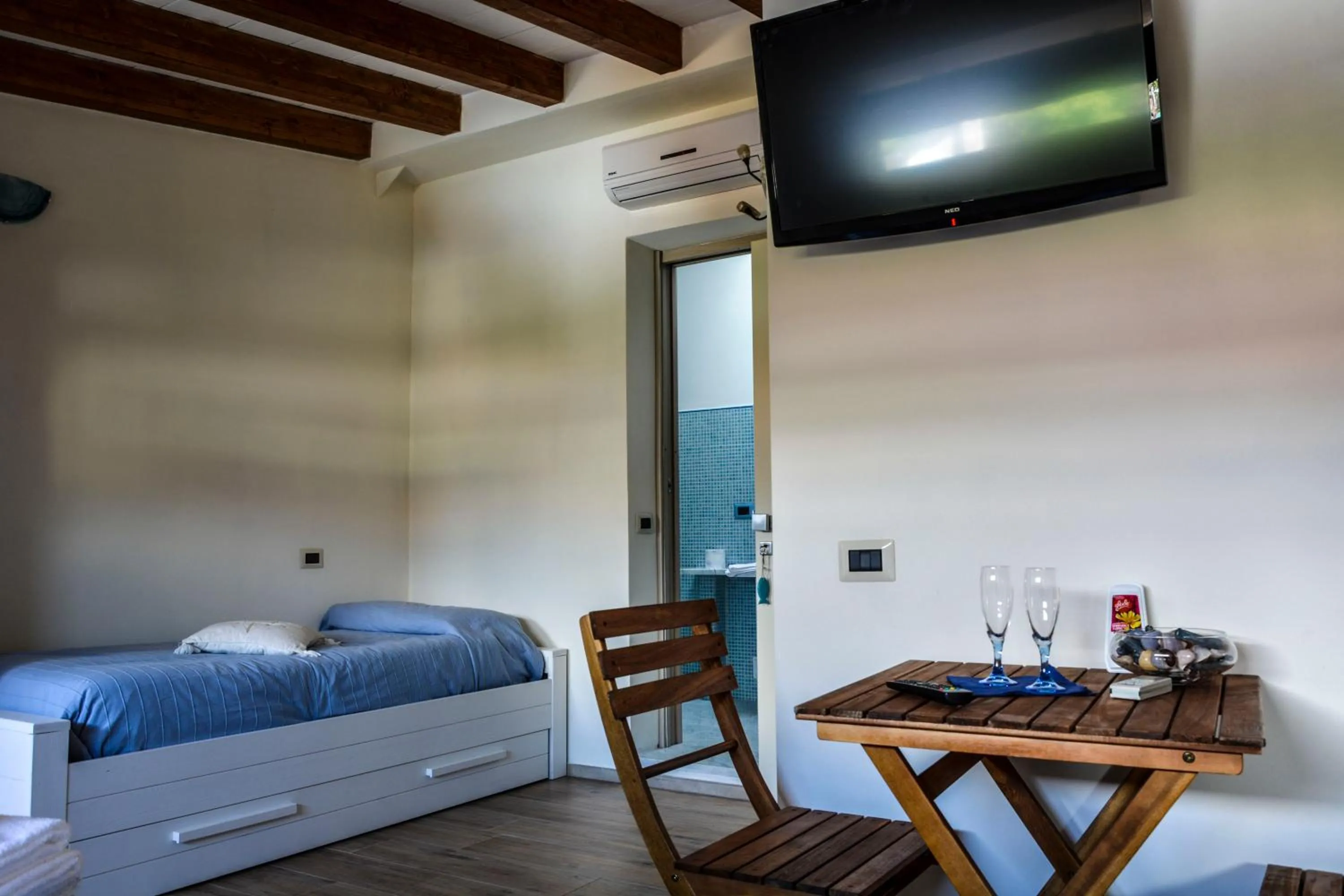 TV and multimedia, Bed in B&B Residenza Marina