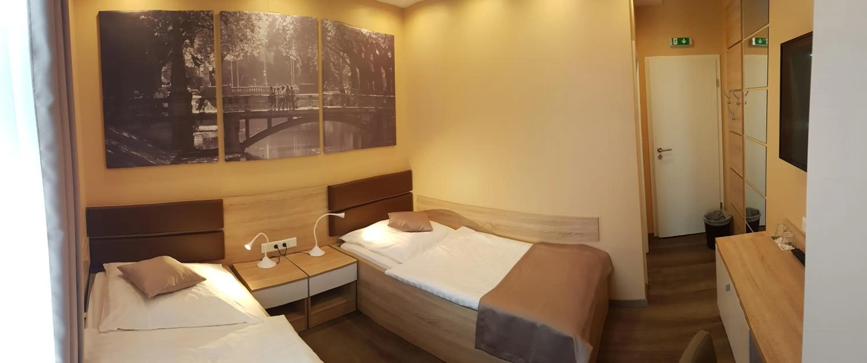 Photo of the whole room, Bed in Hotel Haus Büderich