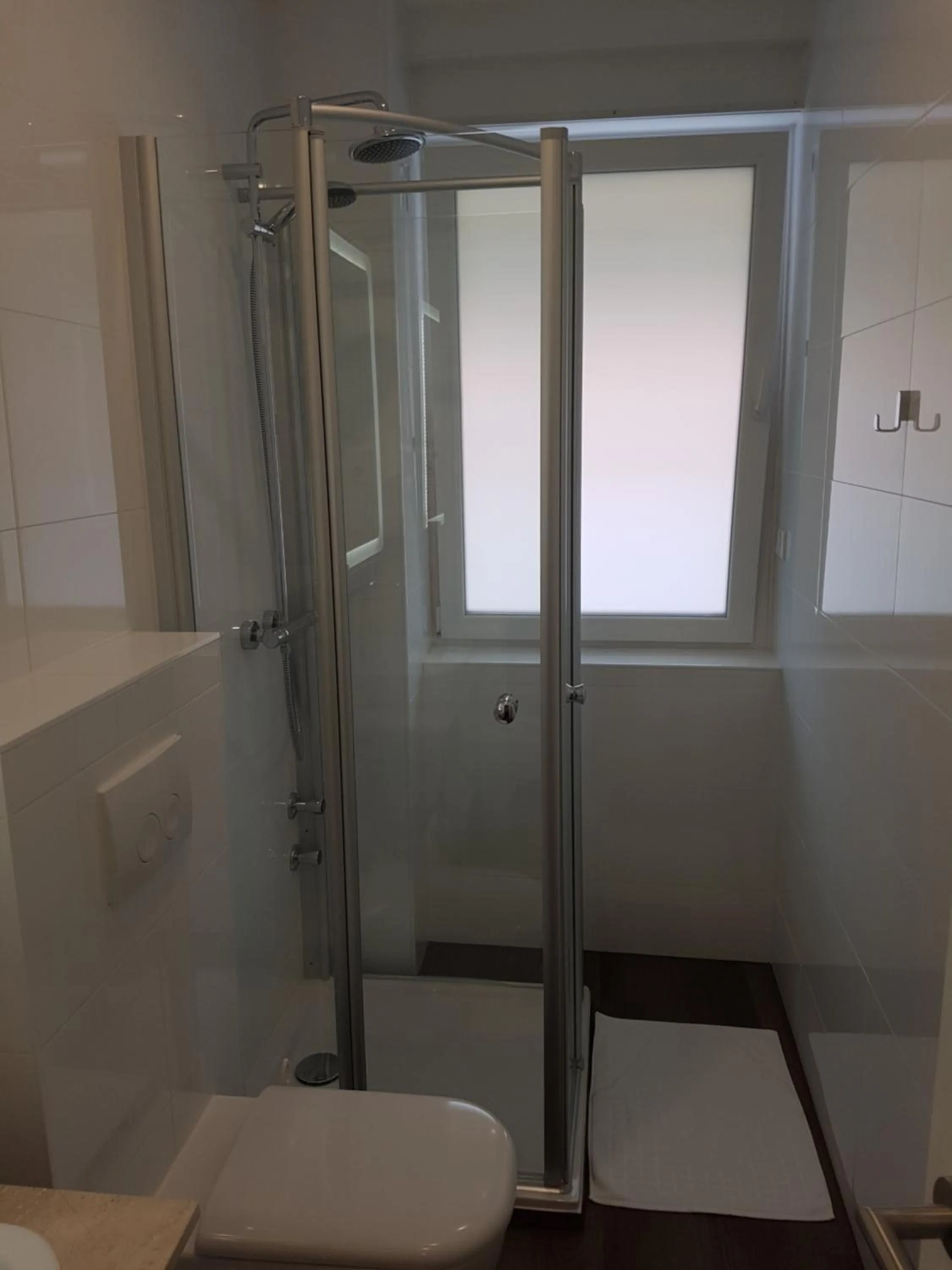 Shower in Hotel Haus Büderich