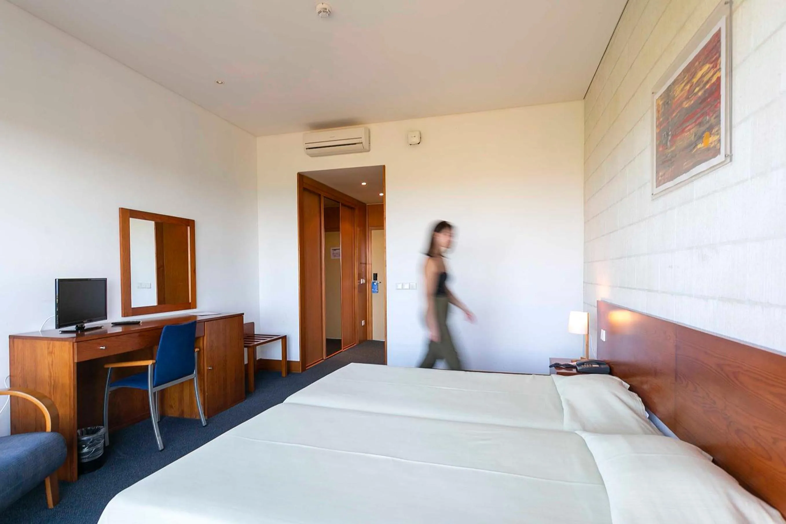 TV and multimedia, Bed in Hotel Colombo