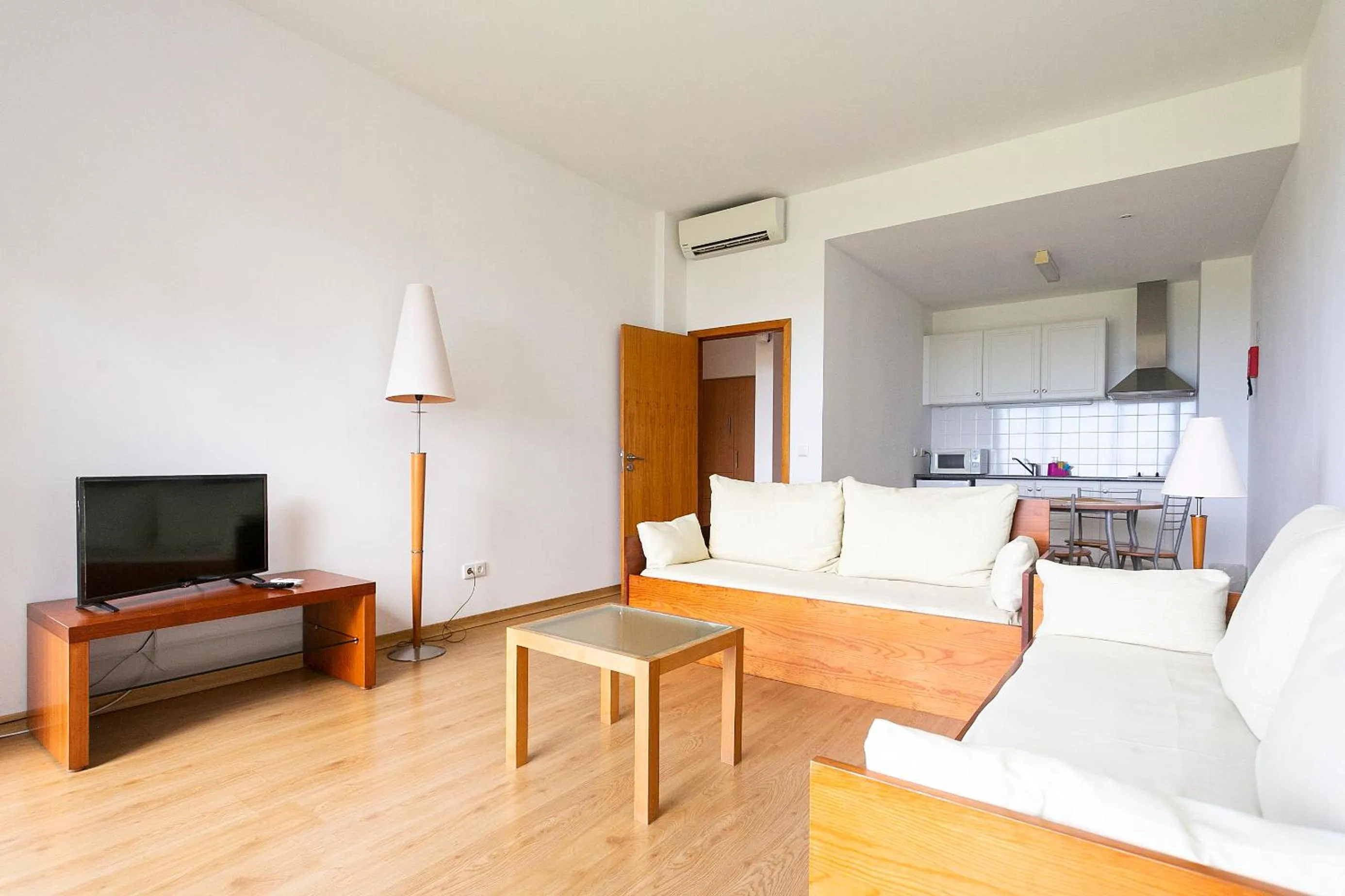 TV and multimedia in Hotel Colombo