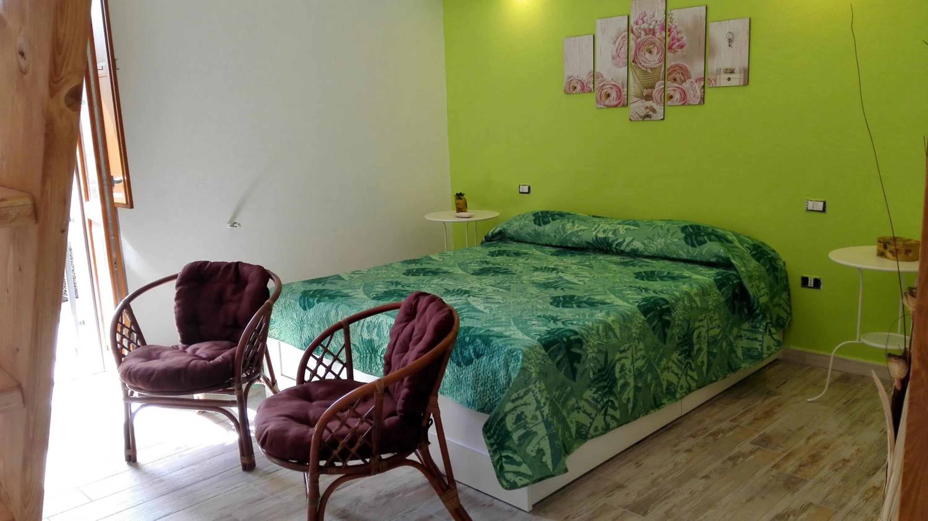 Bed in La Perla del Sud