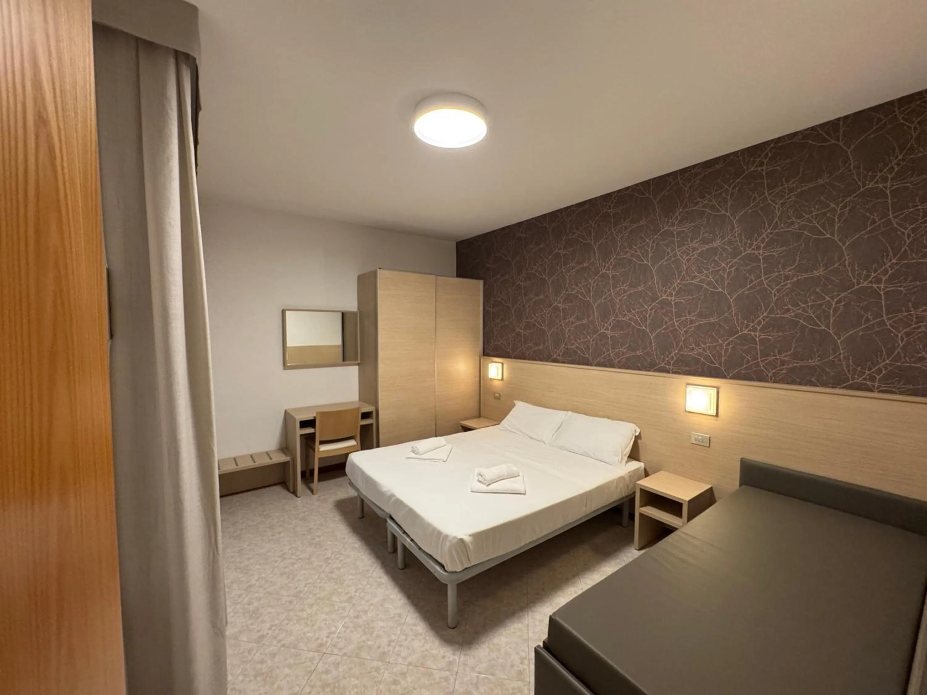 Photo of the whole room, Bed in Residence le Spiagge