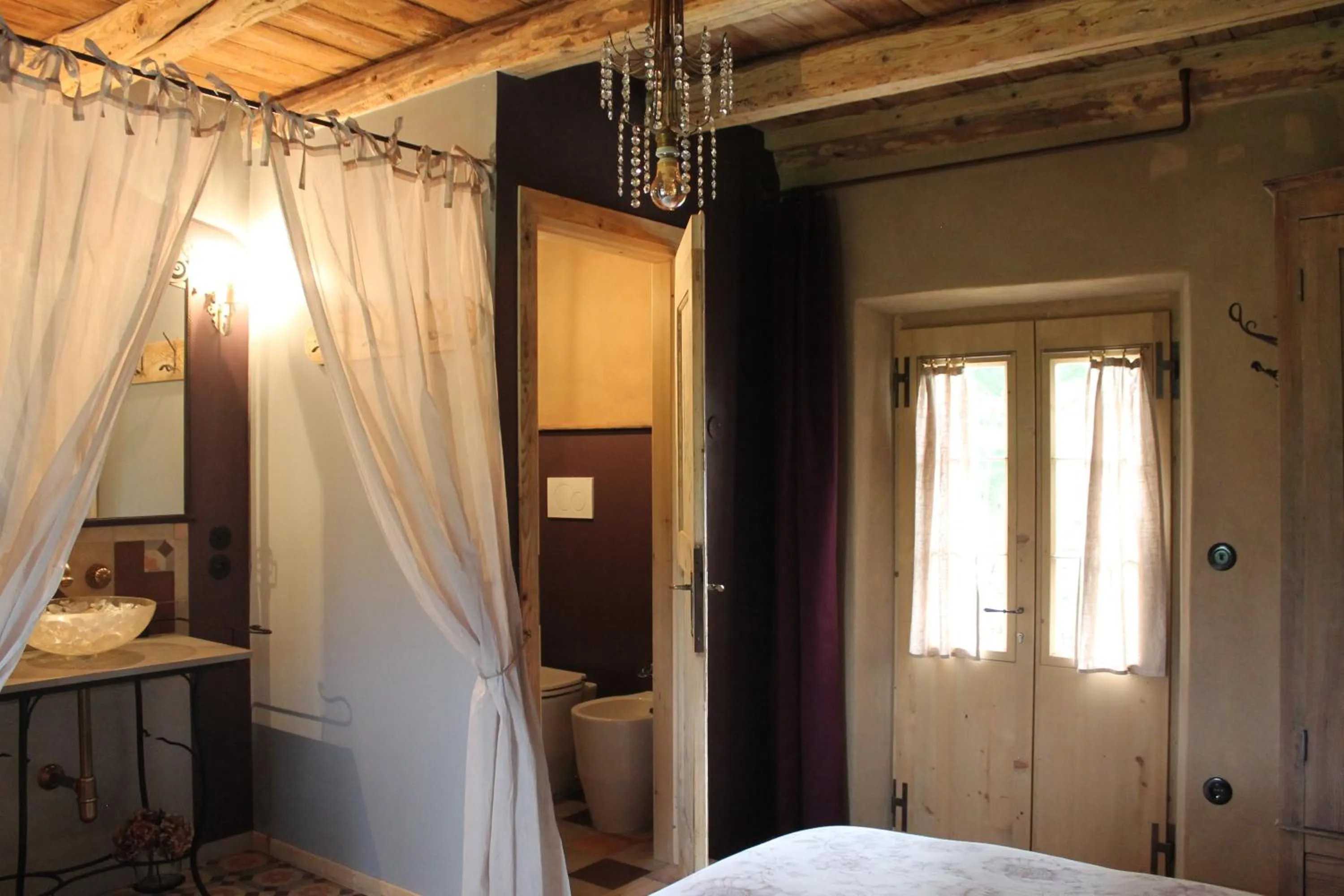 Photo of the whole room in Villa 61 - Maison de Campagne