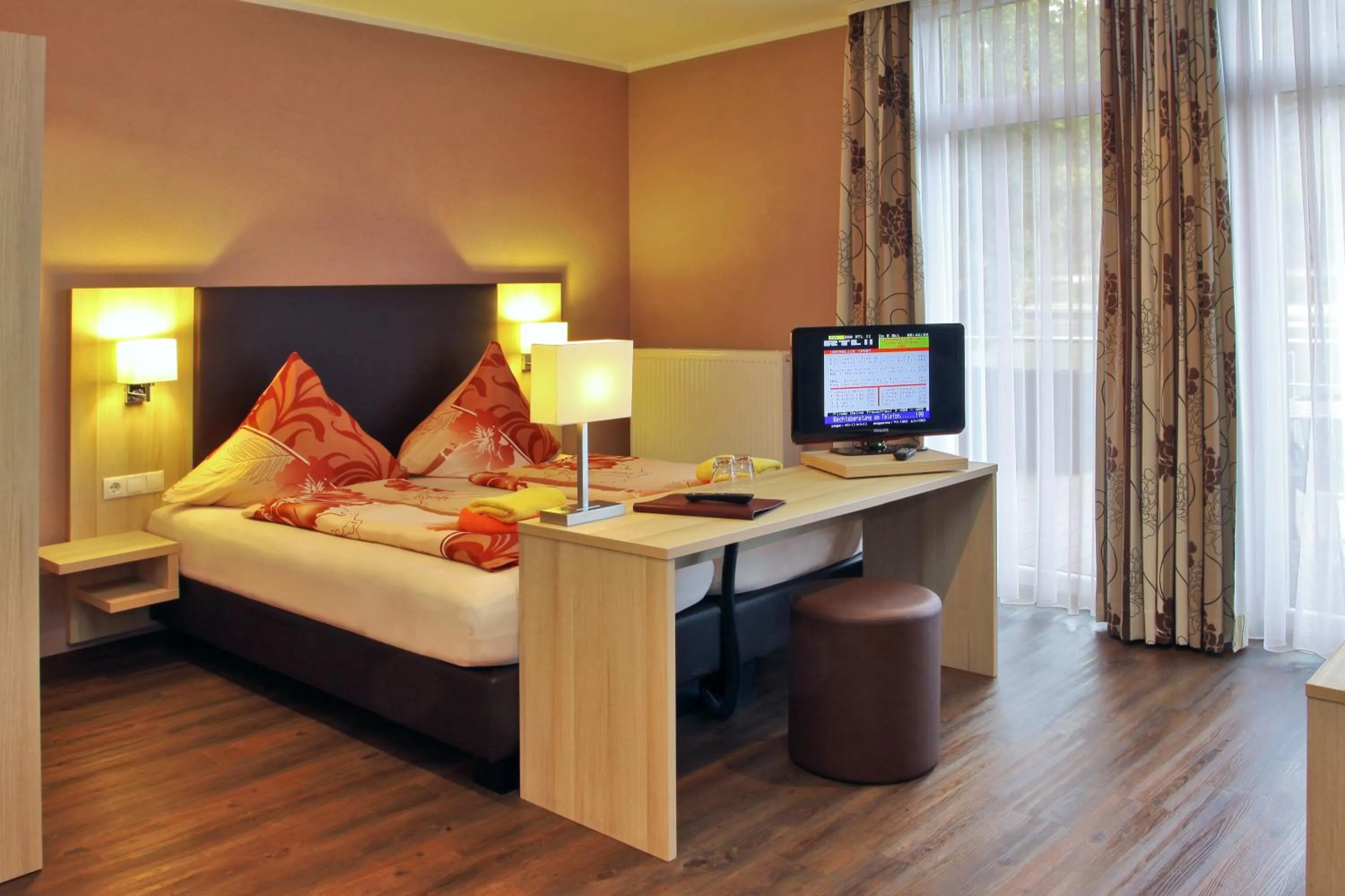 Day, Bed in Hotel Rheinkönig