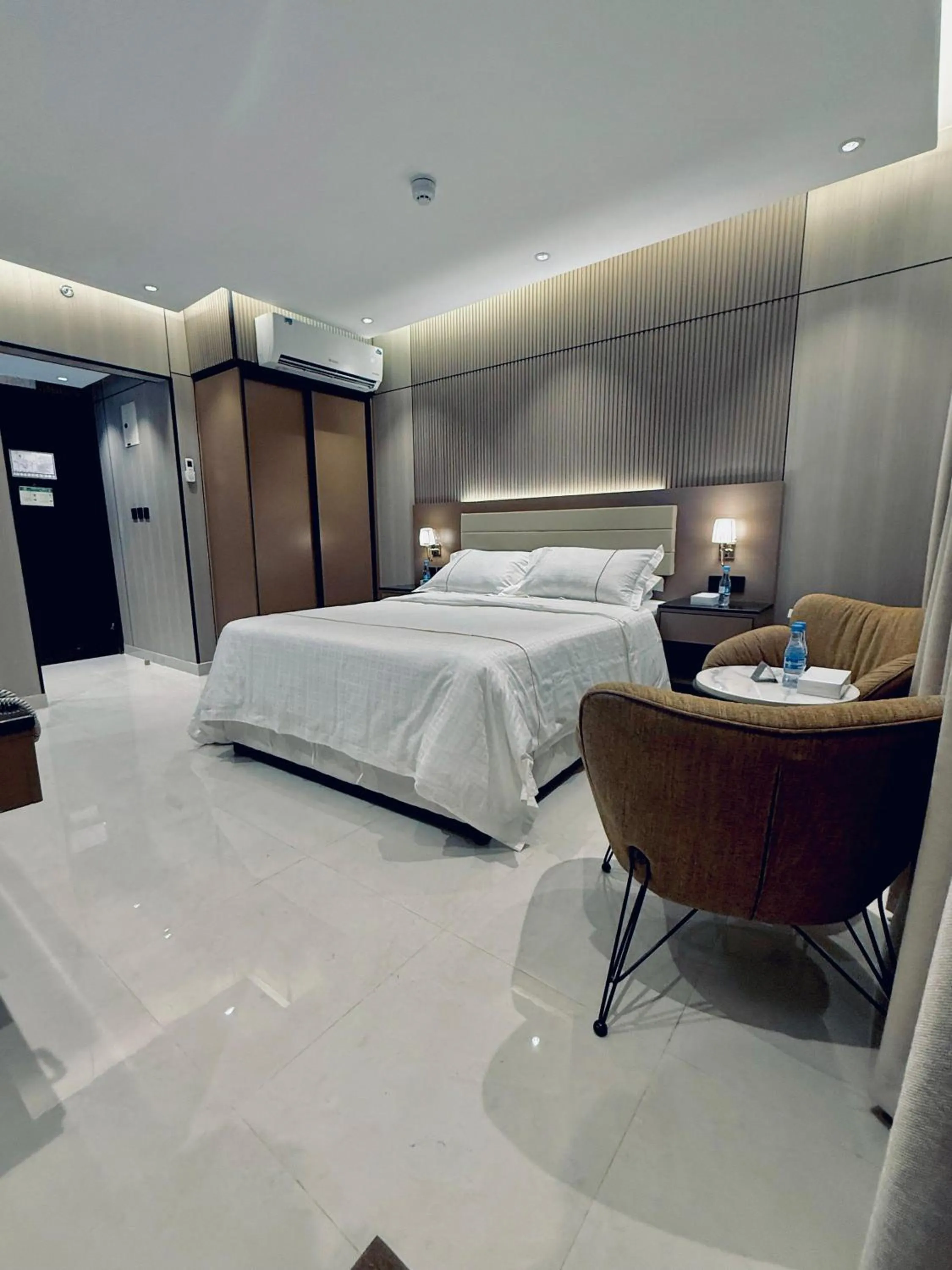 Photo of the whole room, Bed in Hyatt Buyutat Serviced Apartments