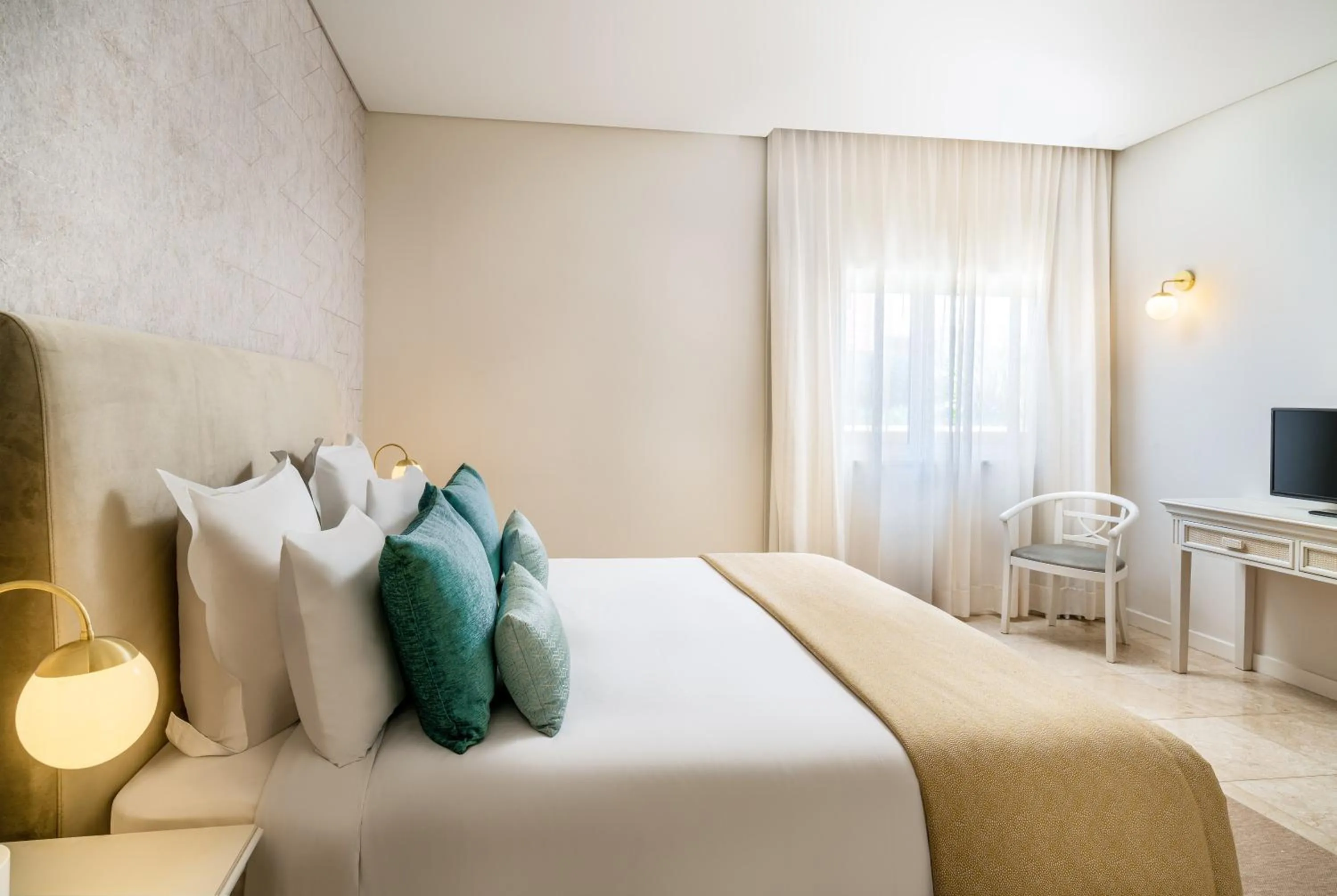 Bed in Monte Santo Resort