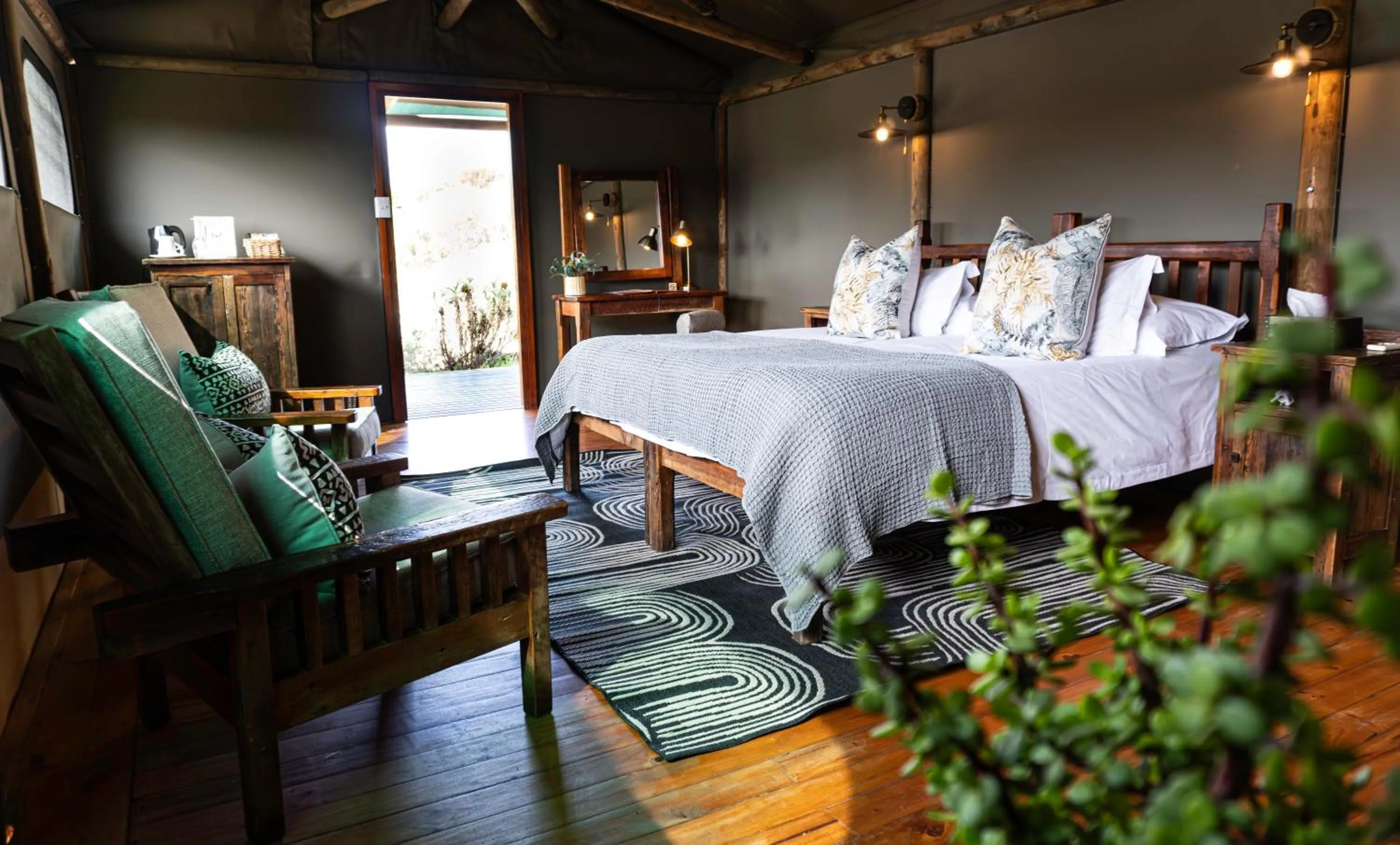 Tent - single occupancy in Buffelsdrift Game Lodge