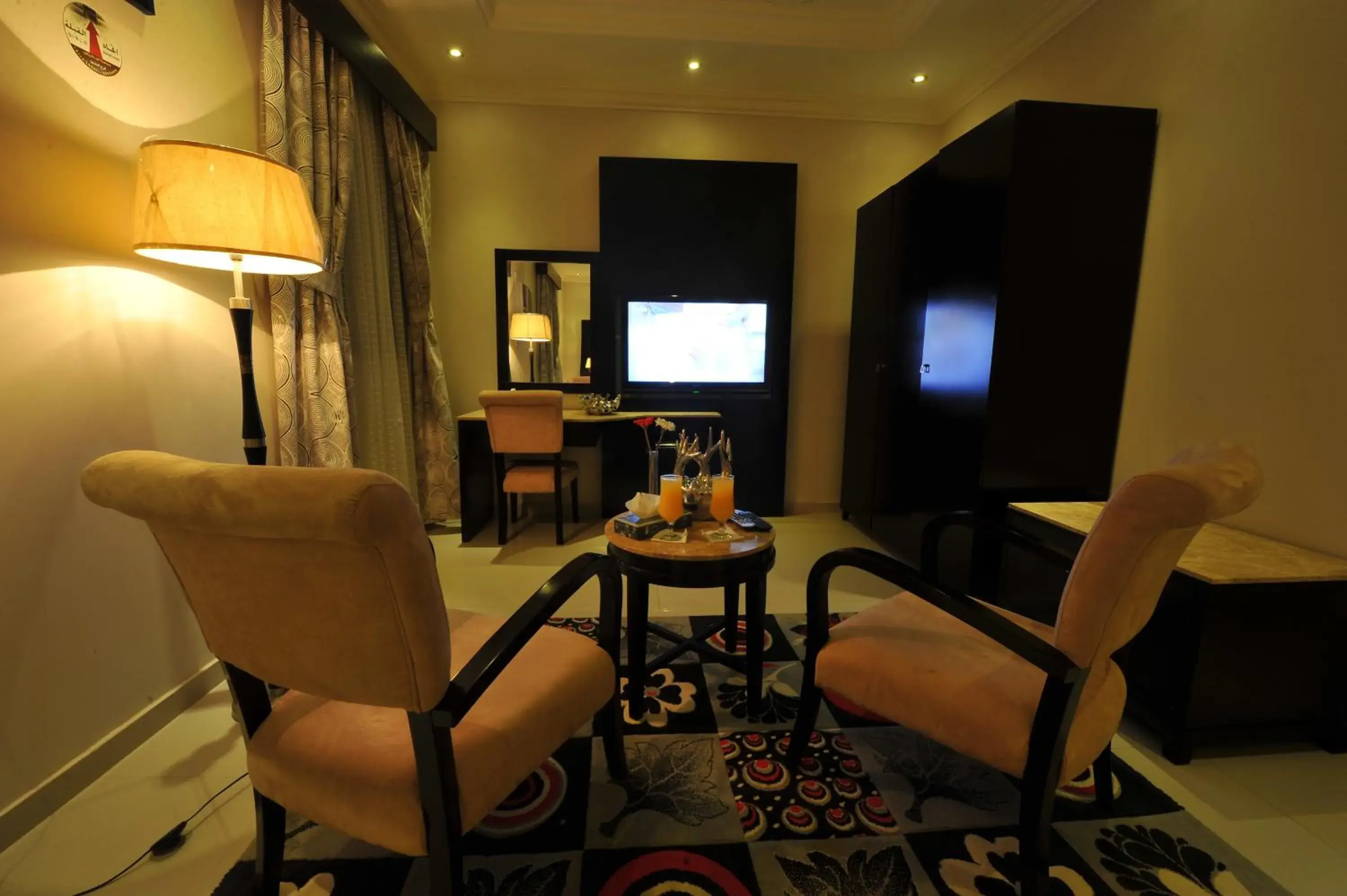 Three-Bedroom Apartment in الجنادرية سويتس للشقق المخدومة Three-Bedroom Apartment in الجنادرية سويتس للشقق المخدومة