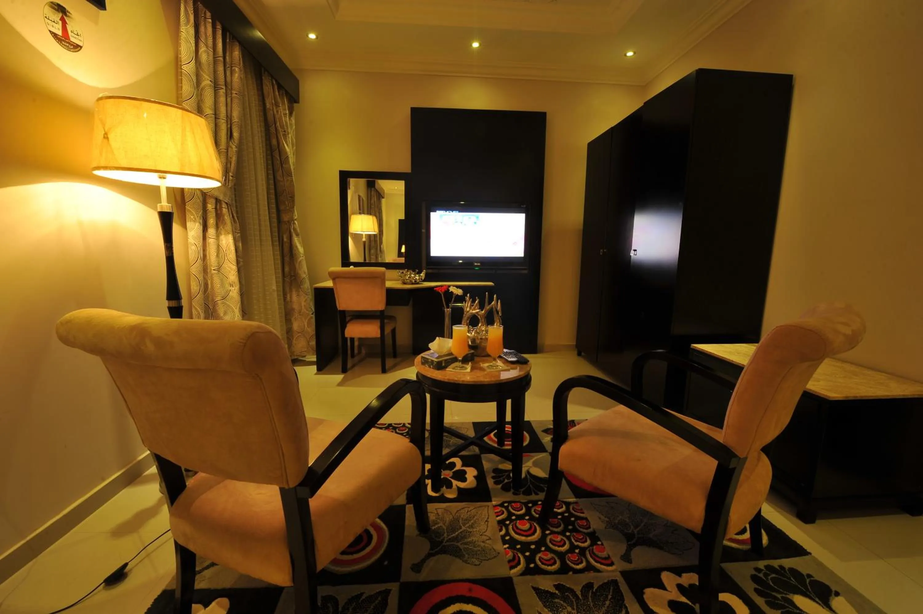 Living room in Al Janaderia Suites 7