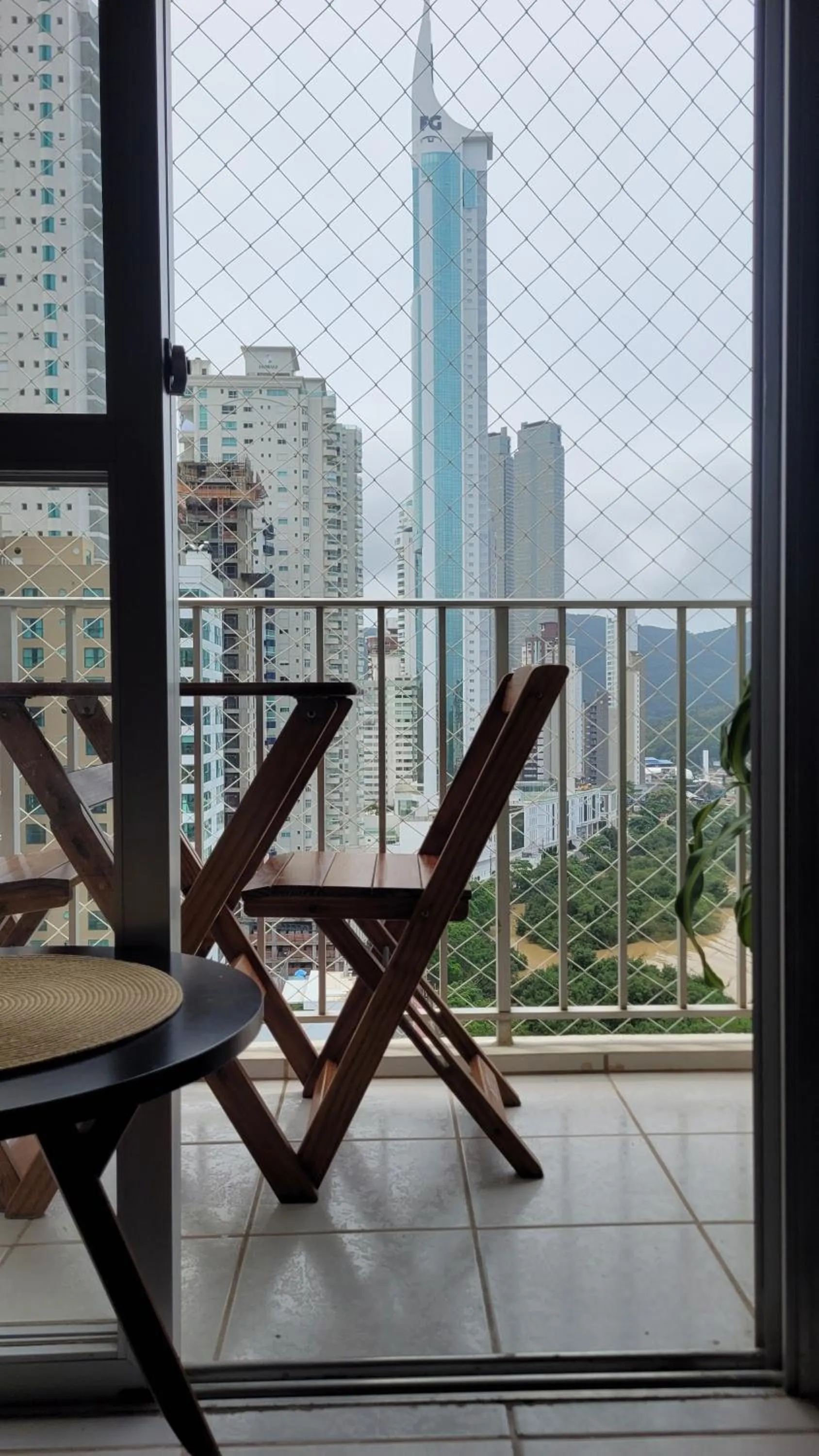 Bird's eye view in Apto na Quadra do Mar e Vista para o Rio