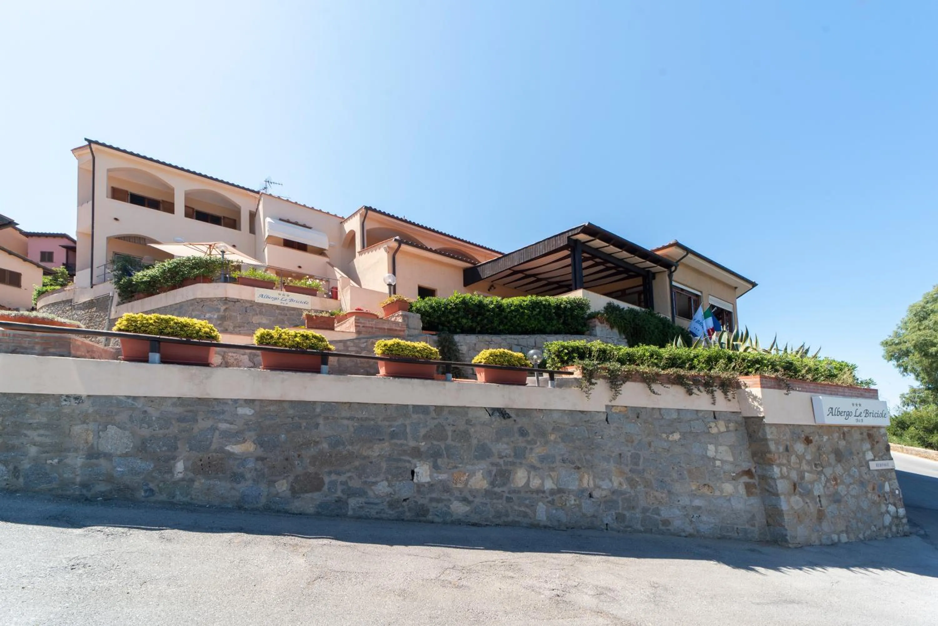 Property building in Albergo Le Briciole
