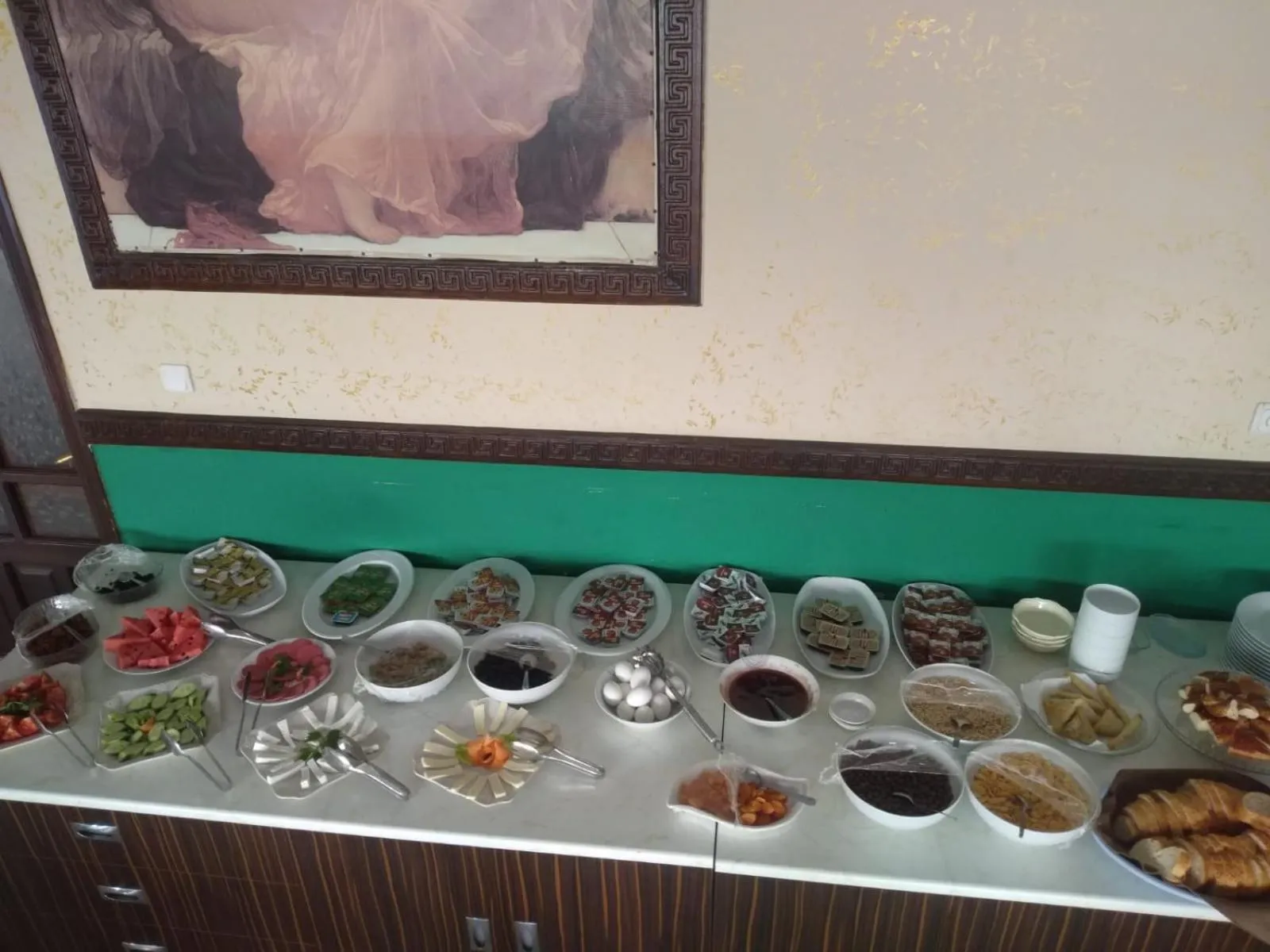 Breakfast in Baronessa Apart Hotel