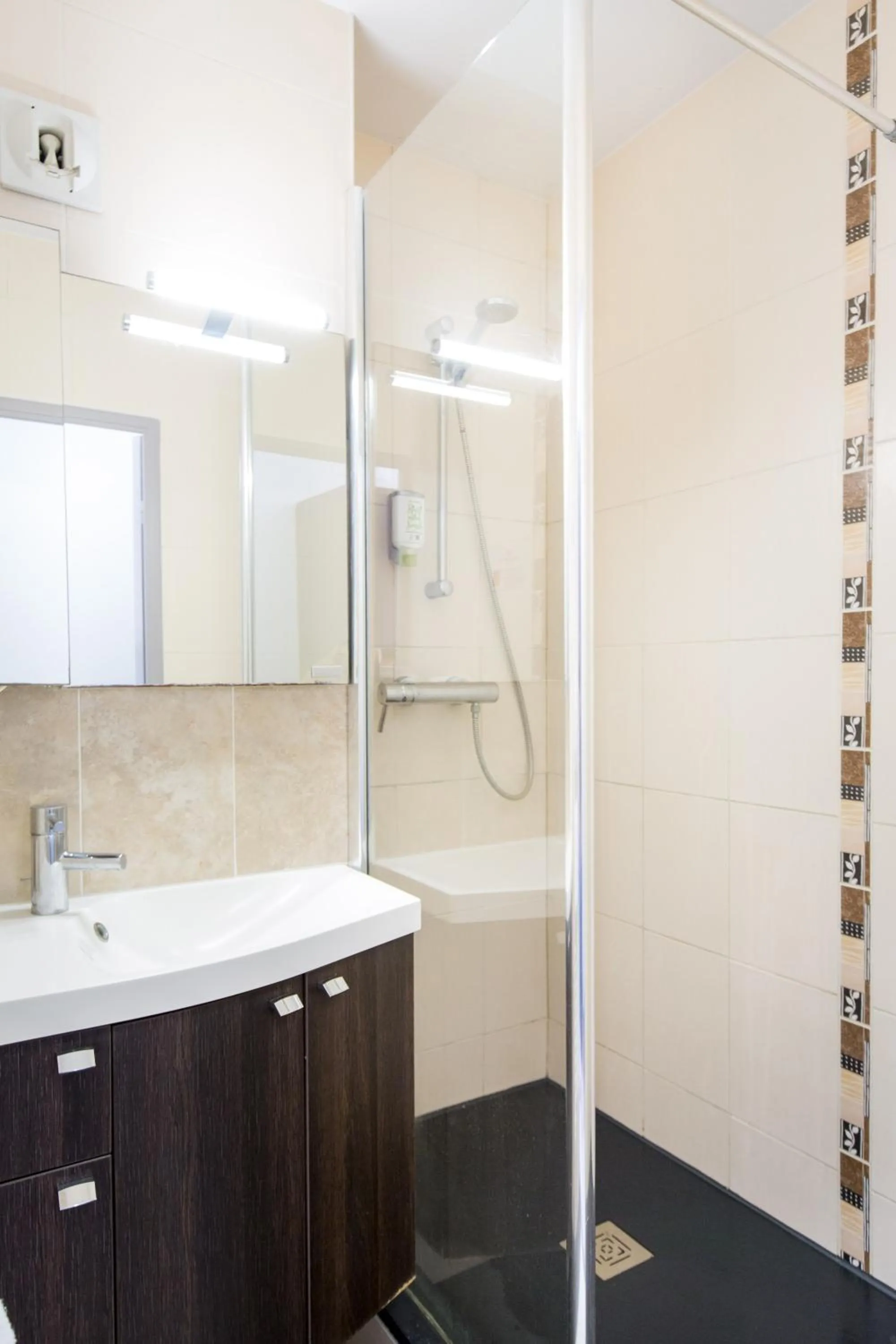 Les Pins Blancs en Provence