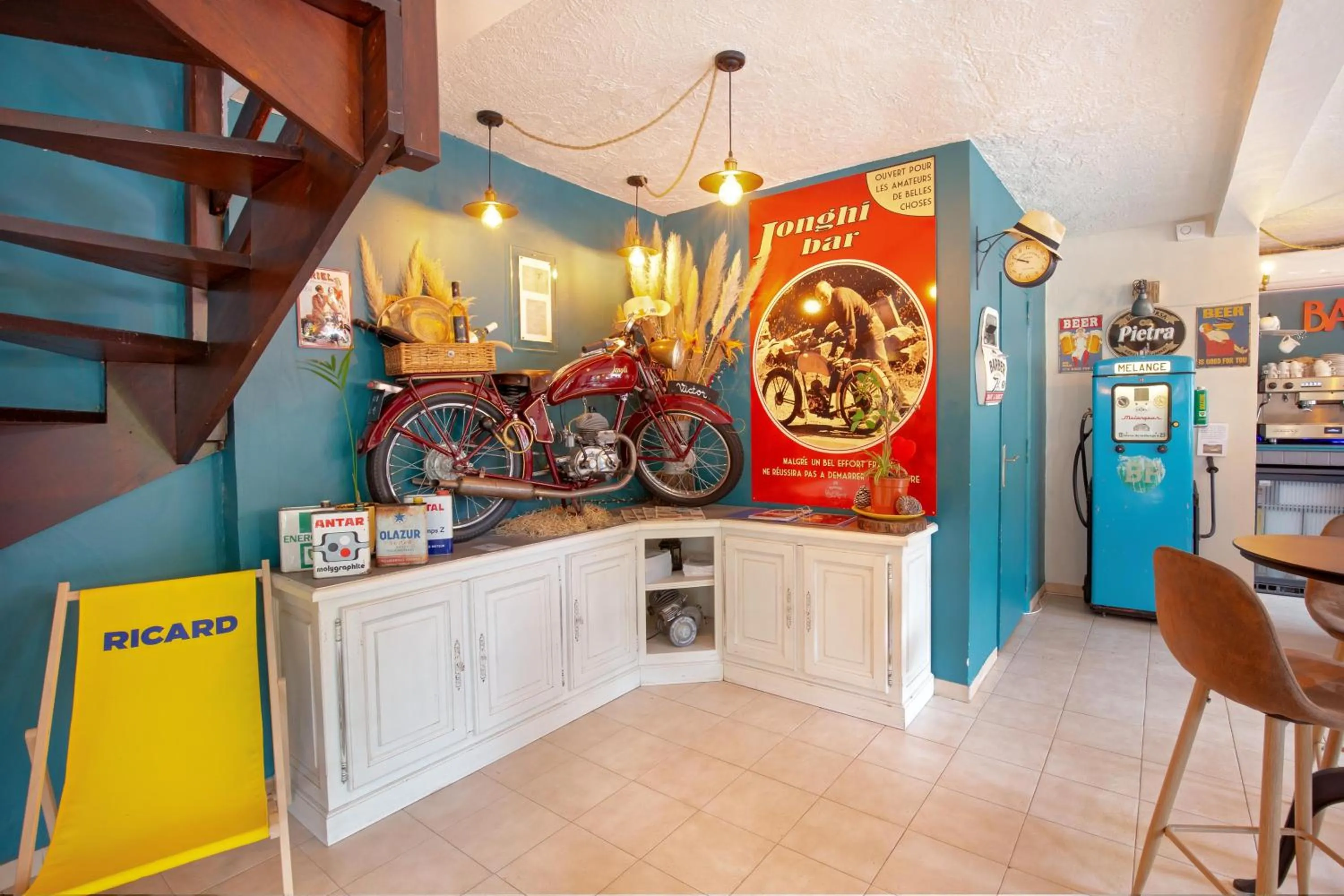 Les Pins Blancs en Provence