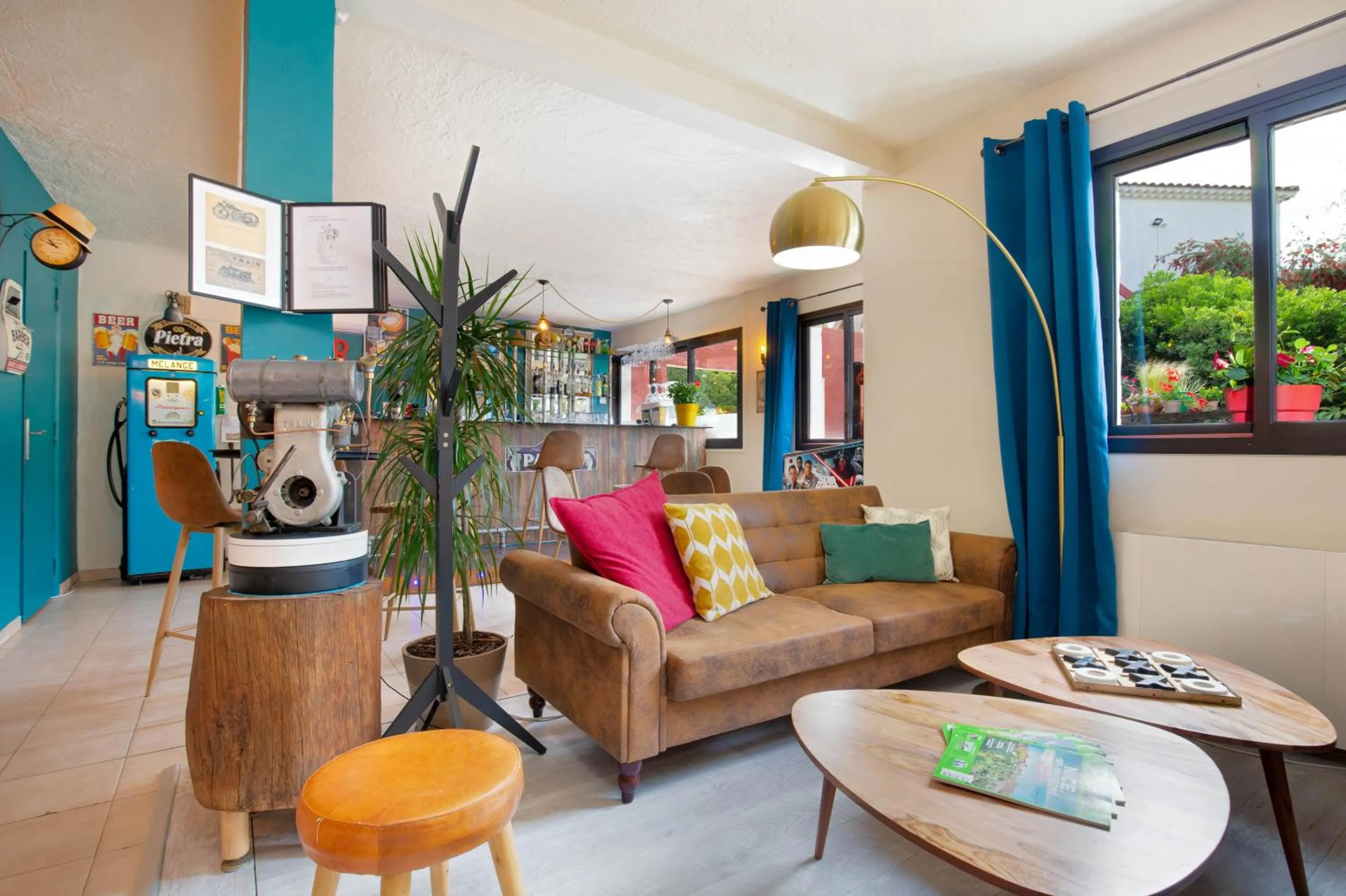 Les Pins Blancs en Provence