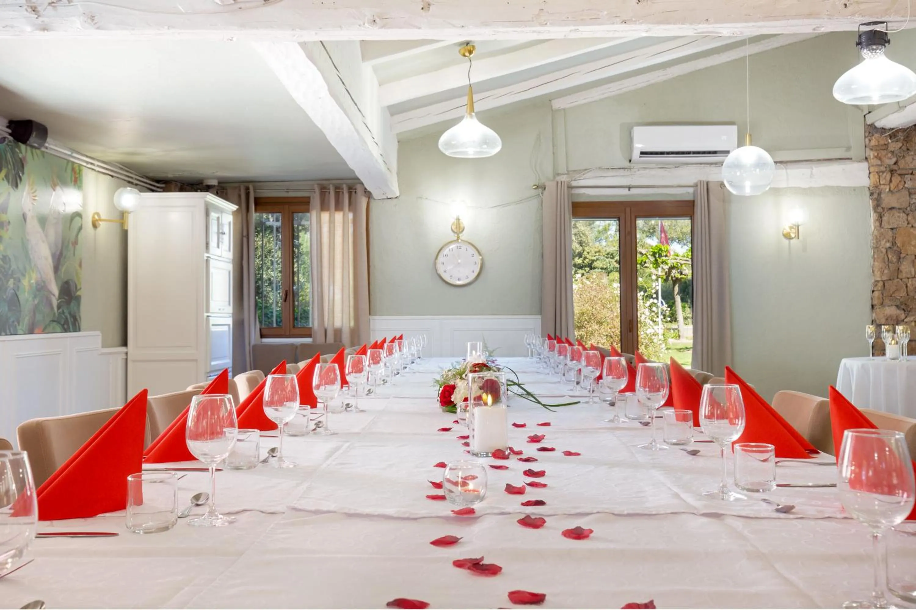 Les Pins Blancs en Provence