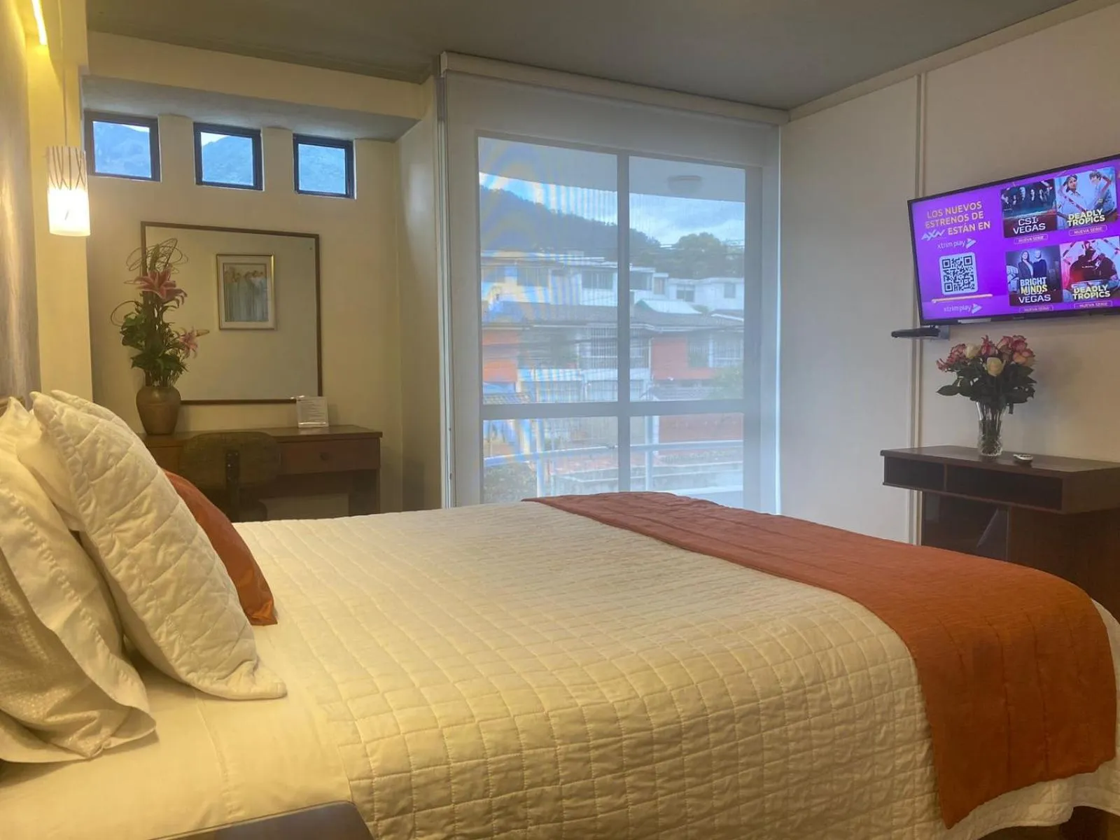 Bed in Suites Metropoli