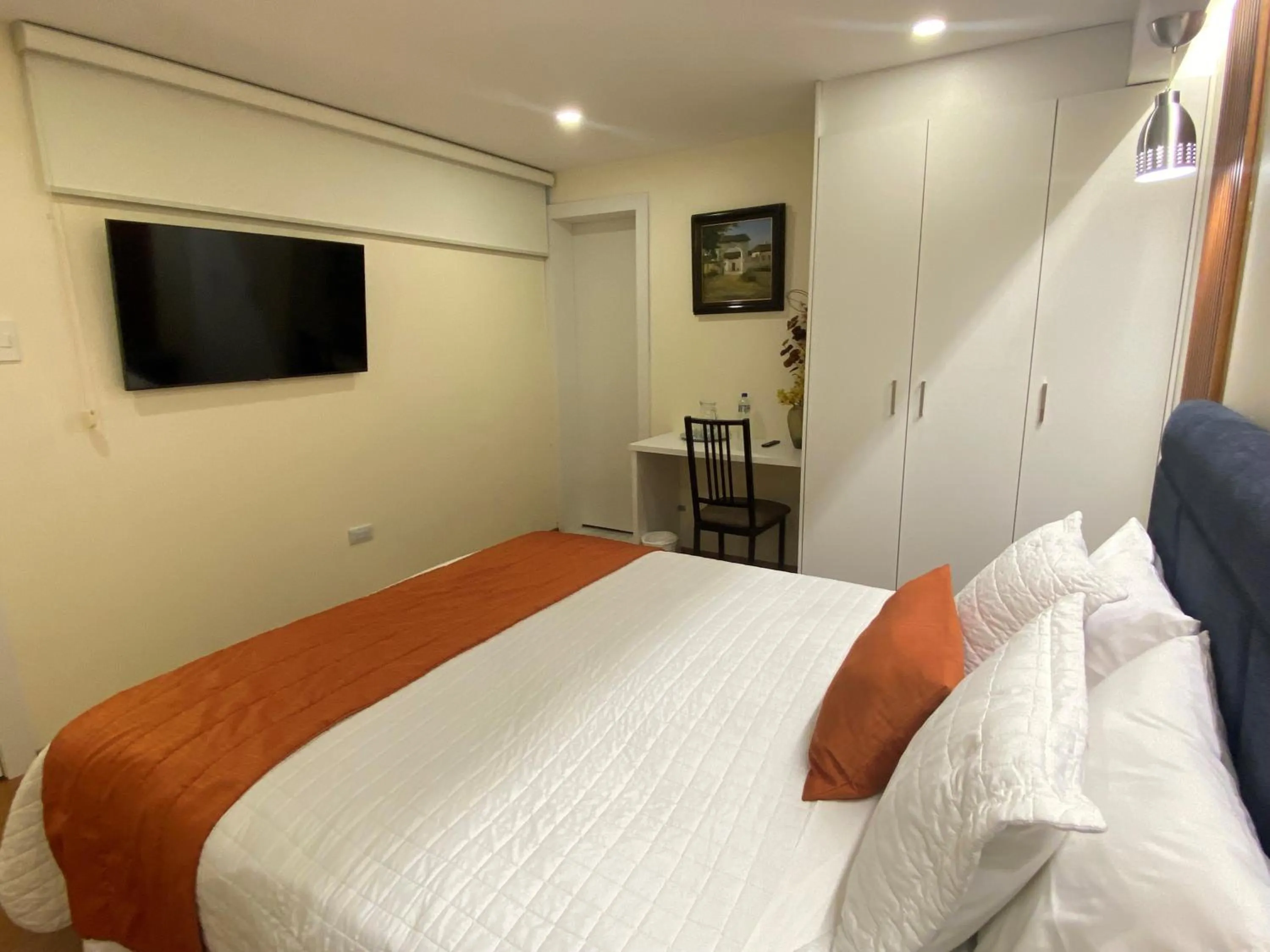 Bedroom, Bed in Suites Metropoli