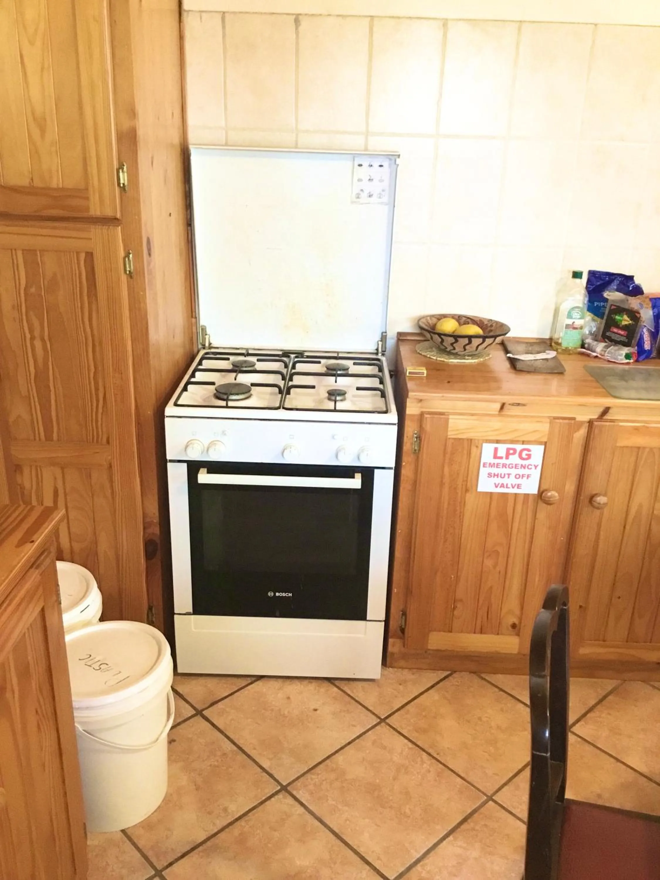 Kitchen or kitchenette in Rosedale Organic Farm Bed & Breakfast