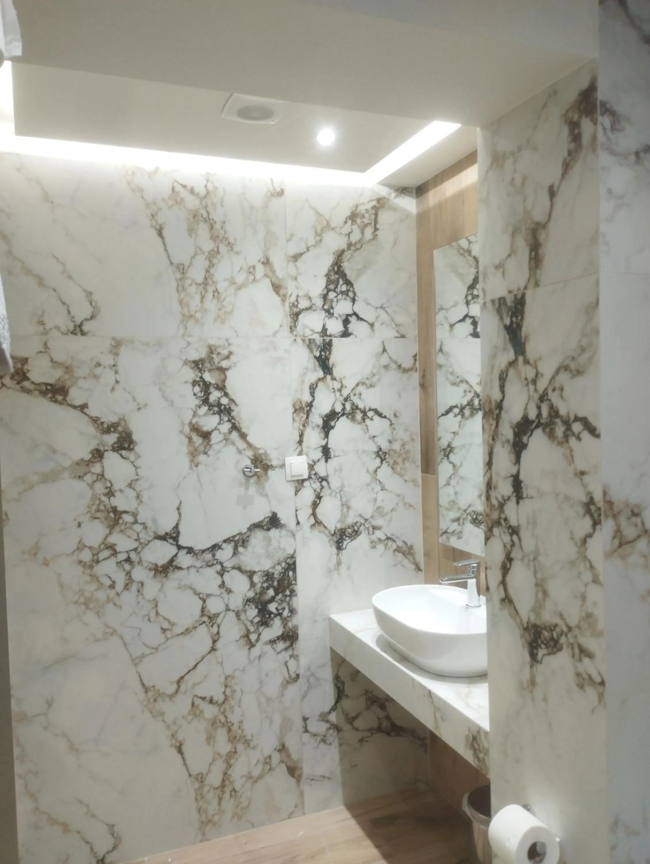 Toilet in Thassos Hotel