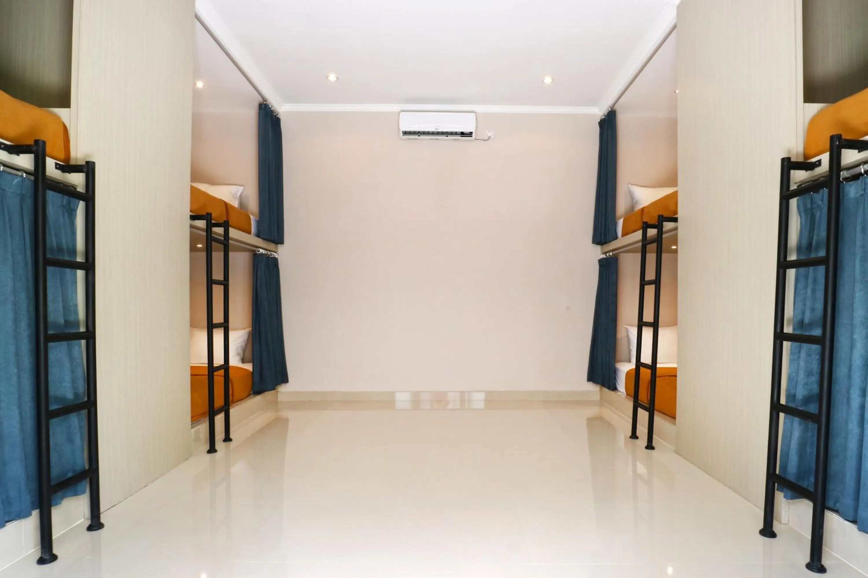 Bedroom, Bed in Taste of Bali Hostel