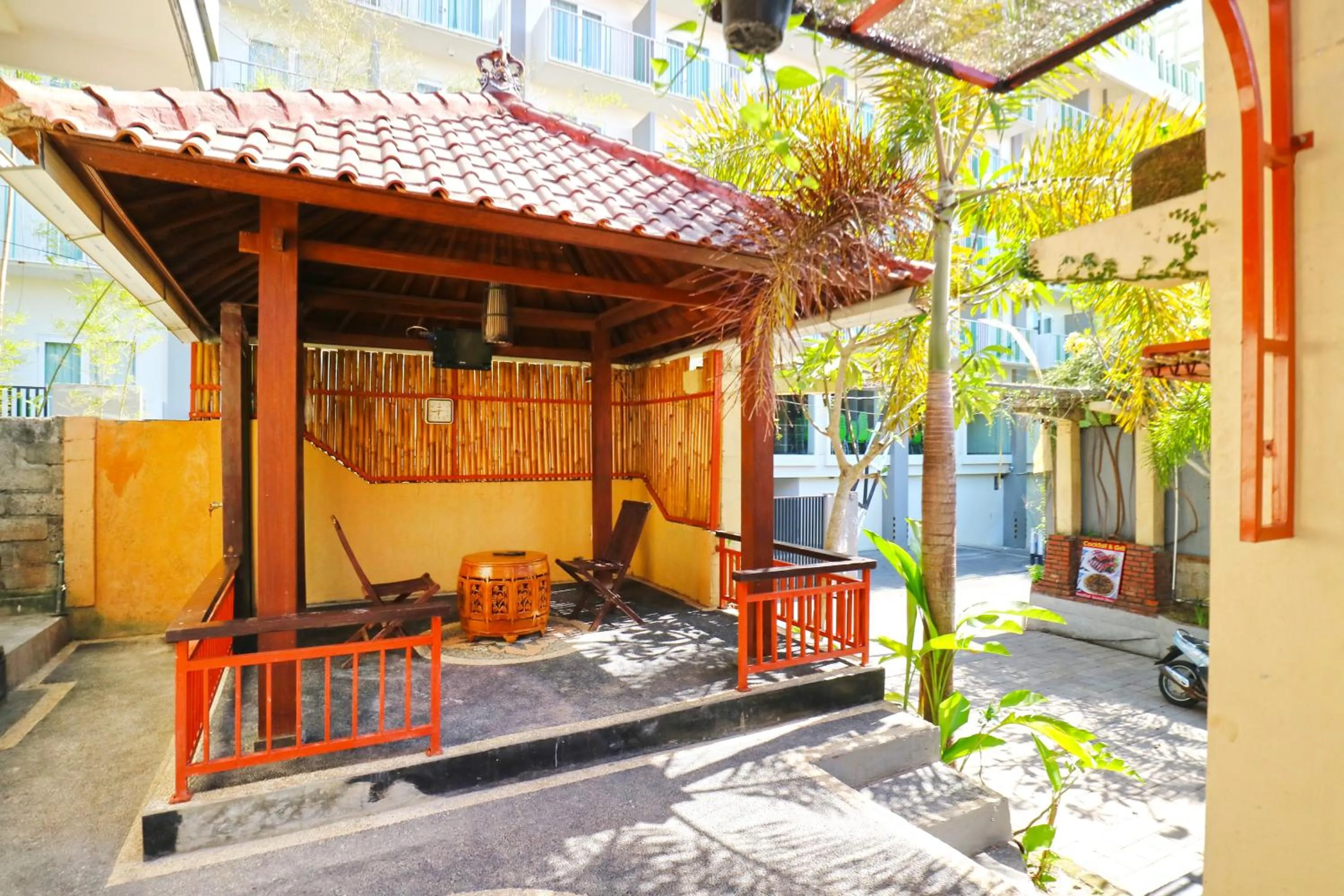 Patio in Taste of Bali Hostel