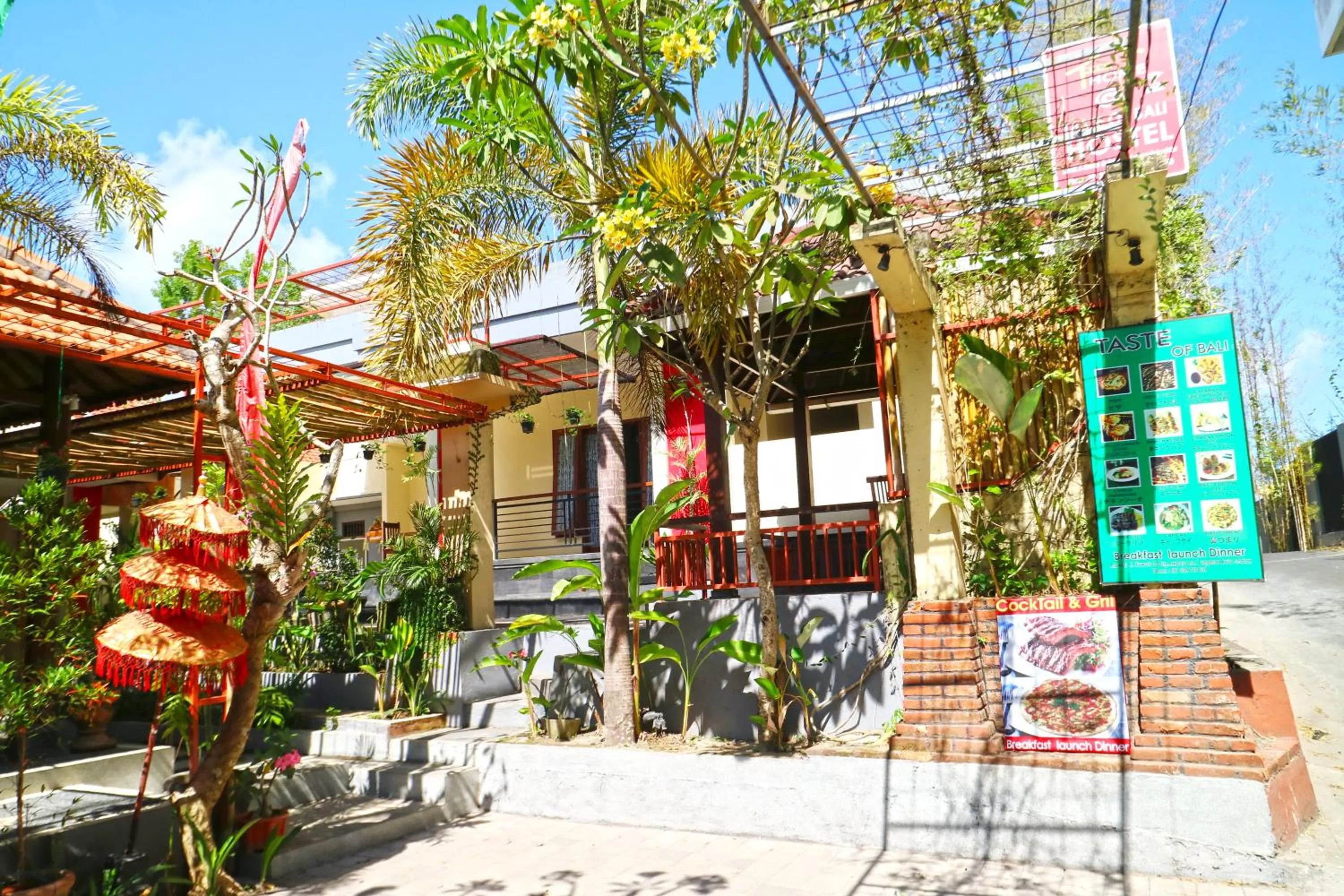 Facade/entrance in Taste of Bali Hostel