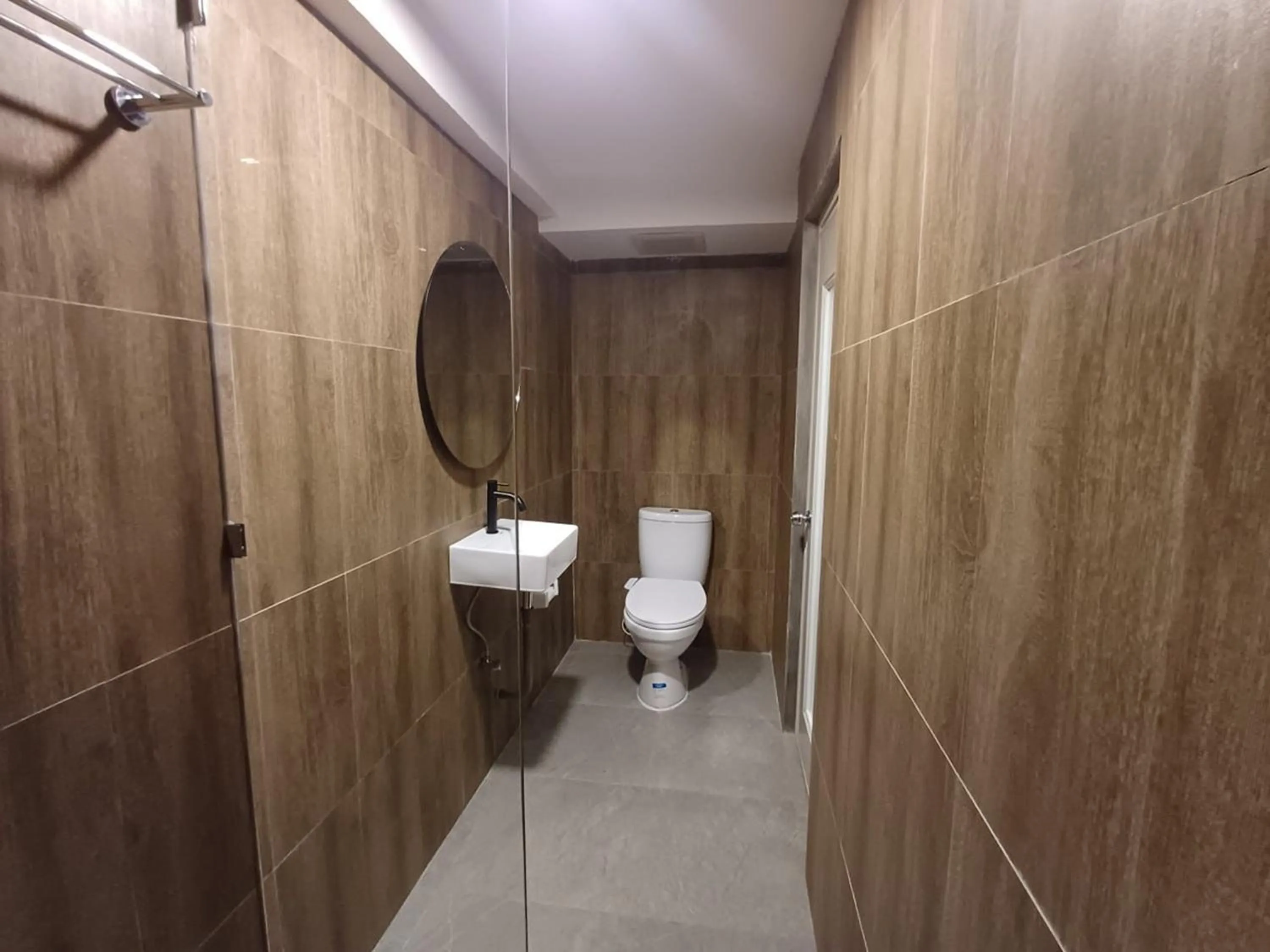 Bathroom in Taste of Bali Hostel