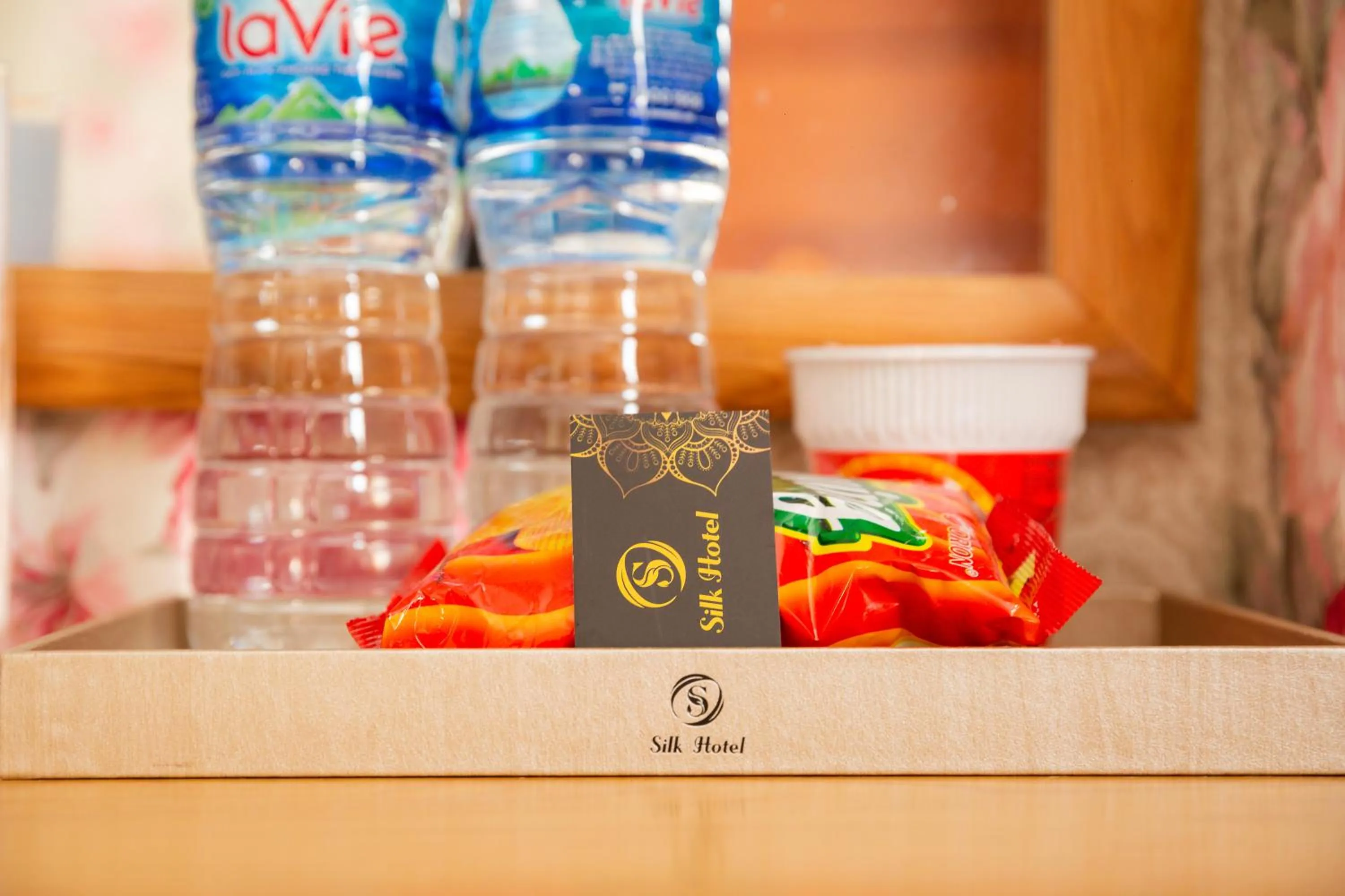 Food and drinks in Silk Hotel near Tan Son Nhat Airport