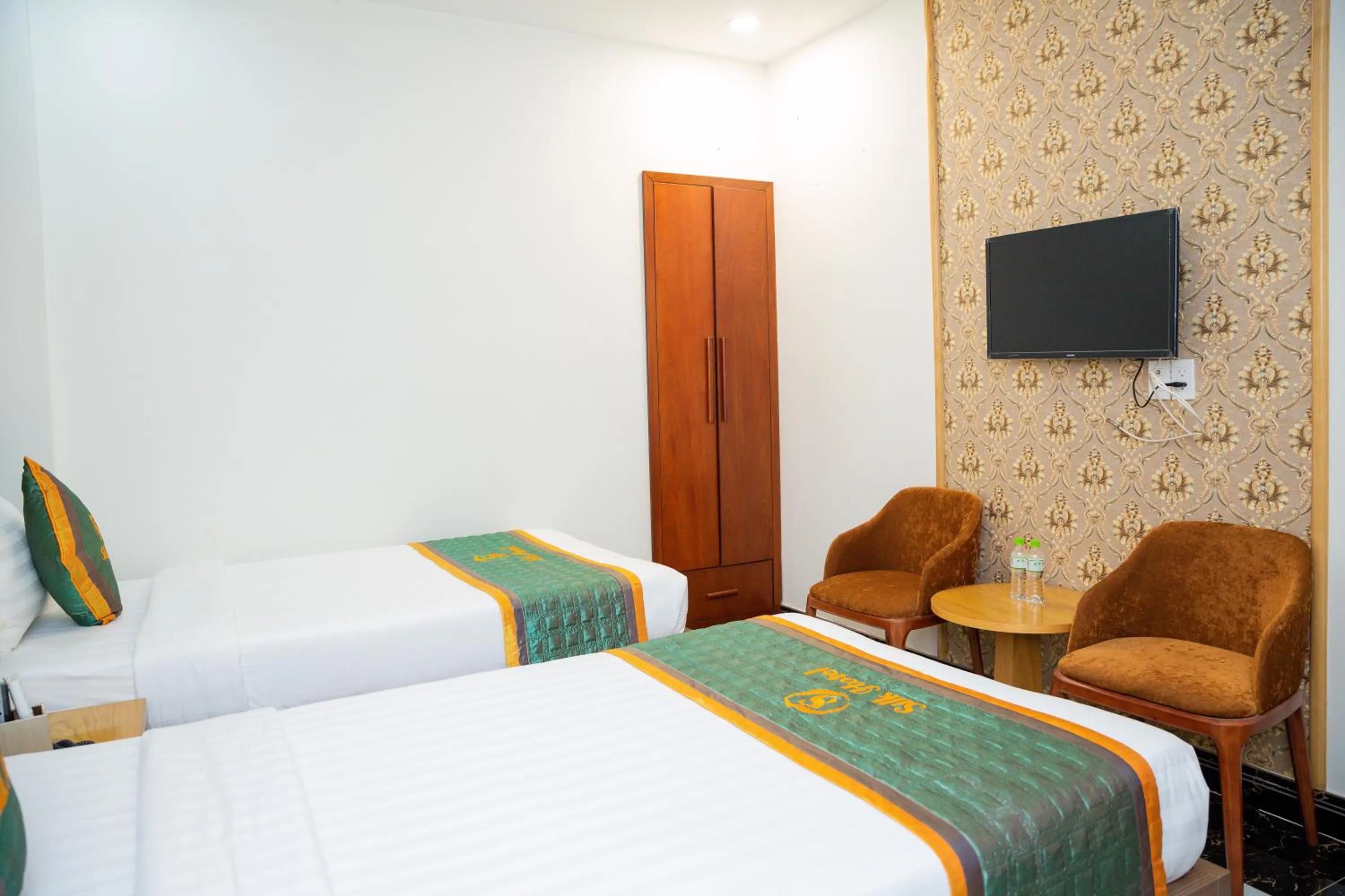 Bed in Silk Hotel near Tan Son Nhat Airport