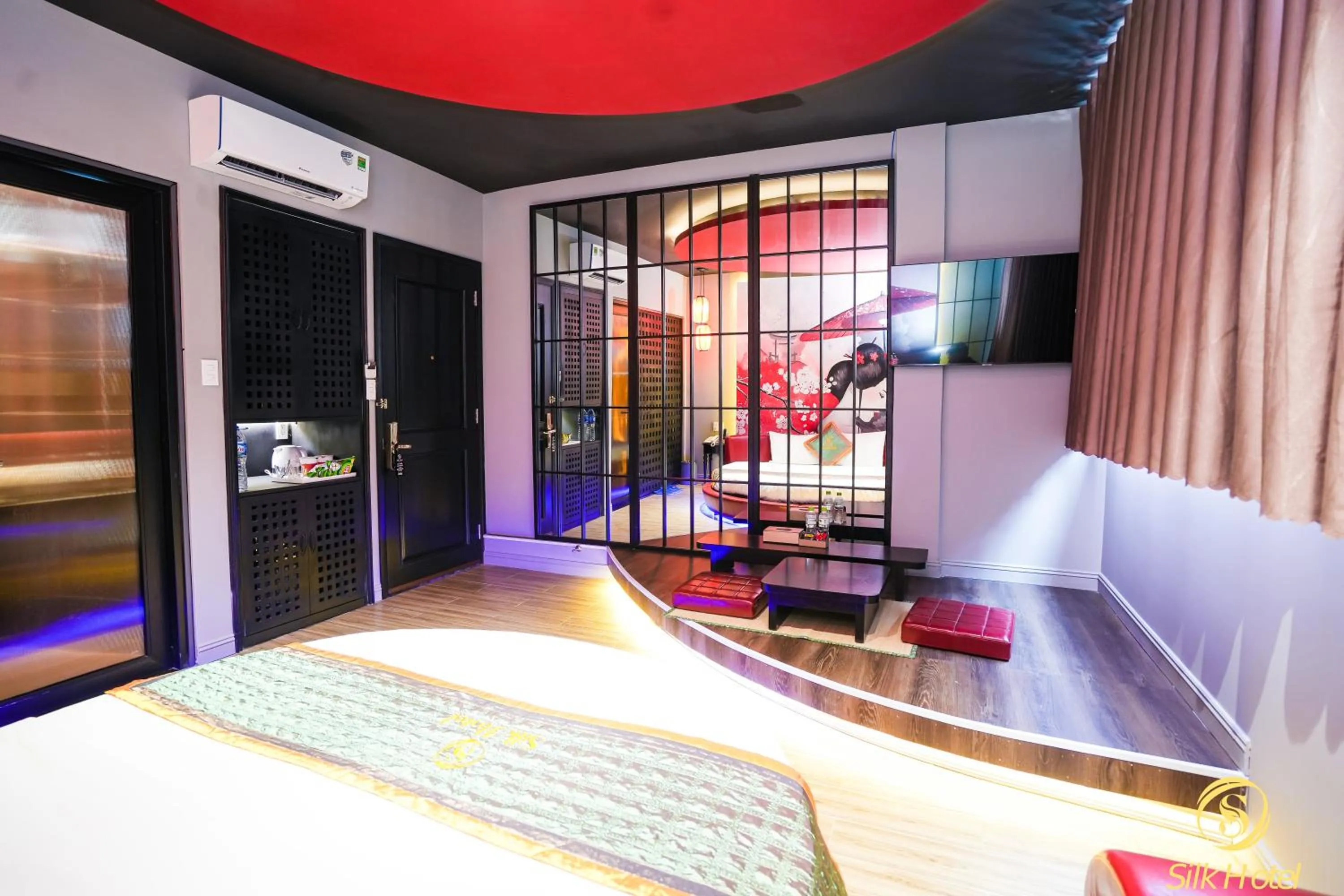 Bed in Silk Hotel near Tan Son Nhat Airport