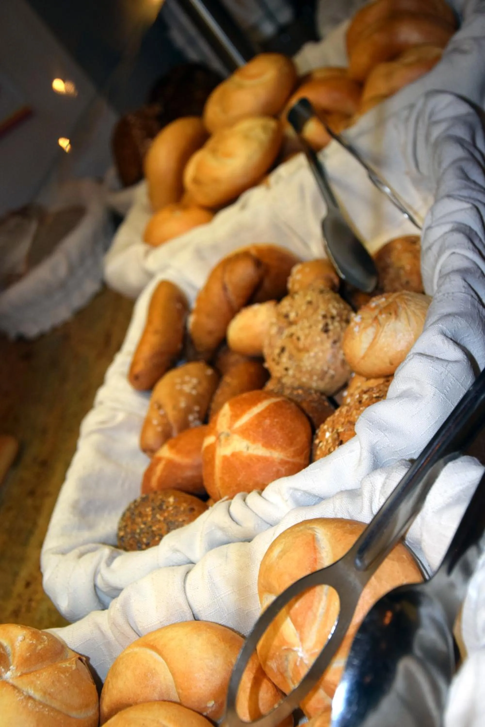 Buffet breakfast in Hotel Sonnenpark & Therme included - auch am An- & Abreisetag!