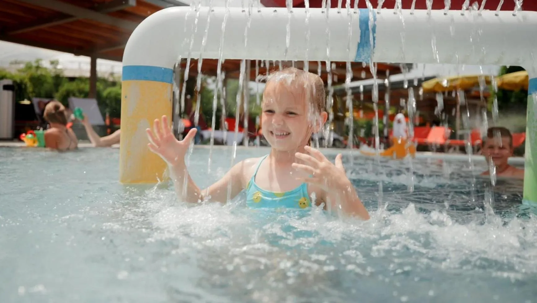 Swimming pool in Hotel Sonnenpark & Therme included - auch am An- & Abreisetag!